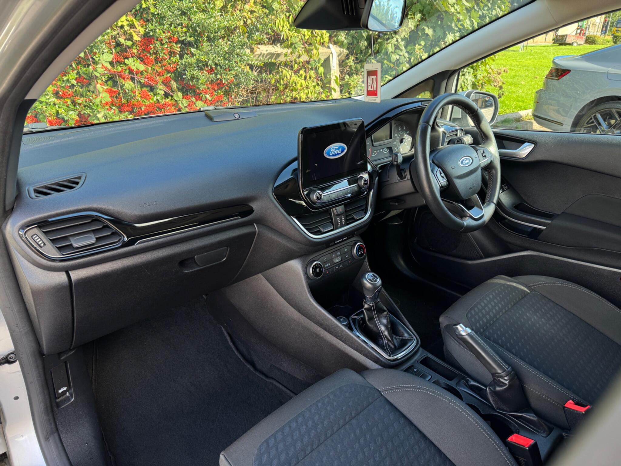 Ford Fiesta view 14