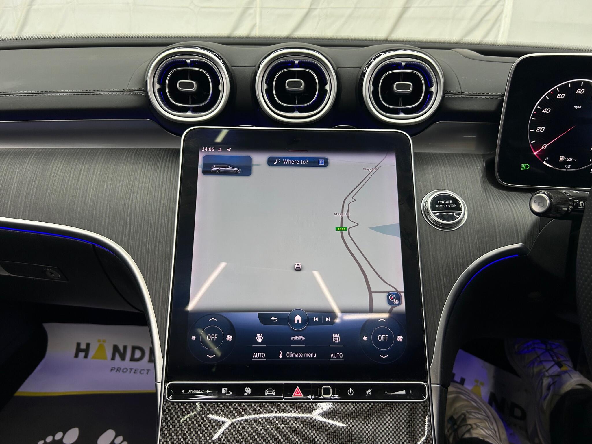 Mercedes-Benz C-Class view 40