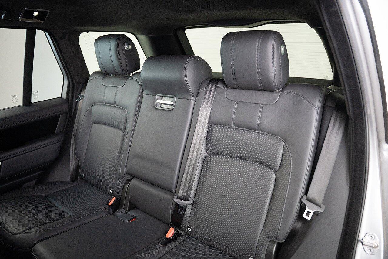 Land Rover Range Rover view 22