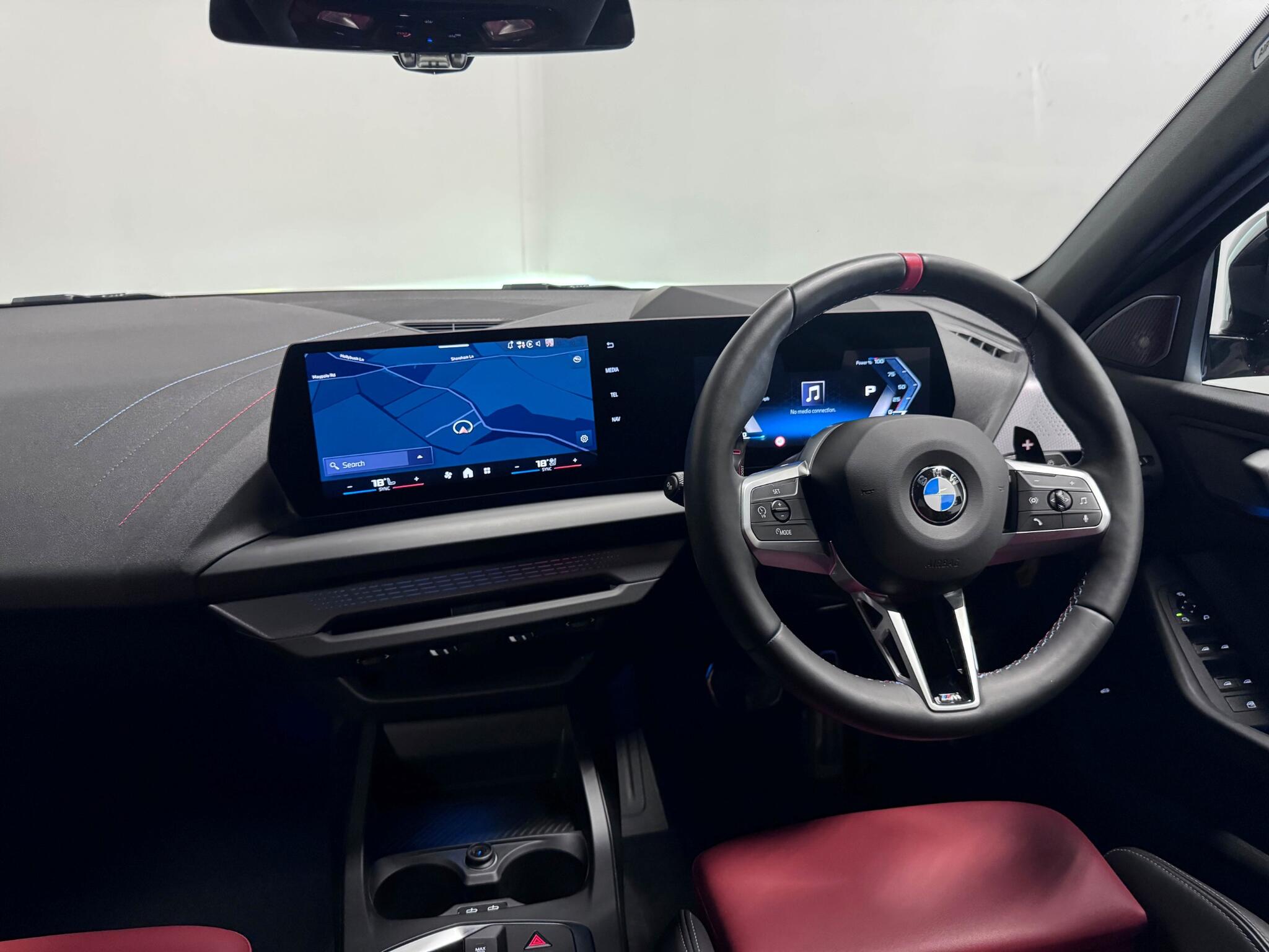 BMW 1 Series view 32