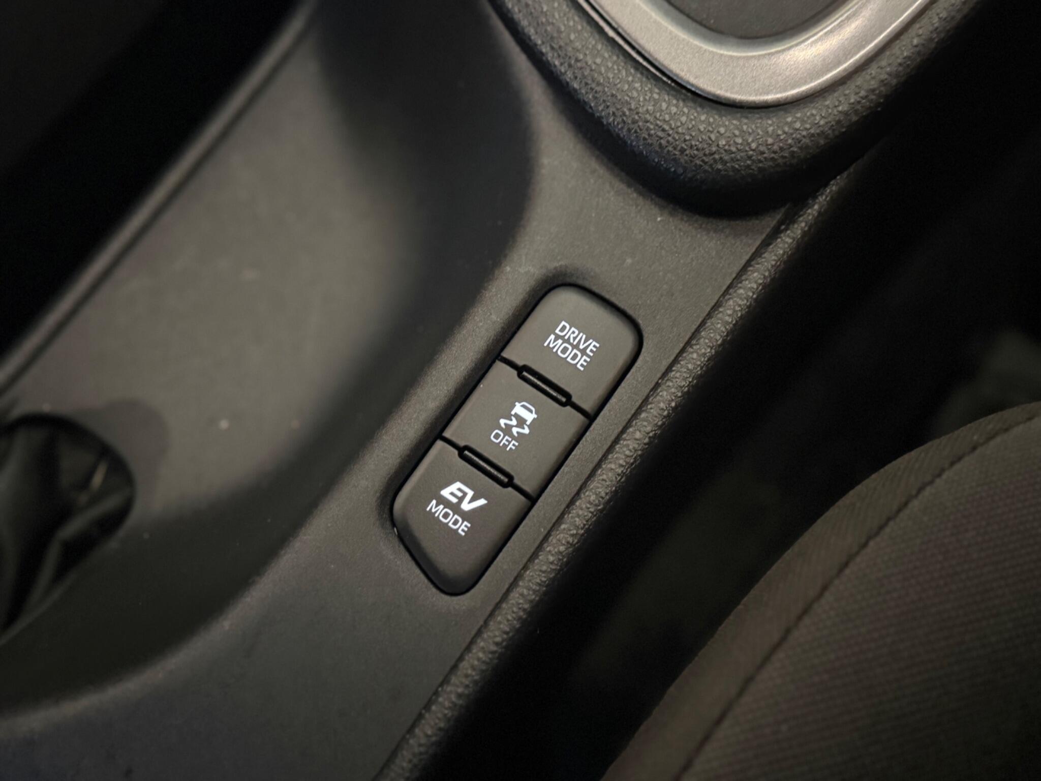 Toyota Yaris view 28