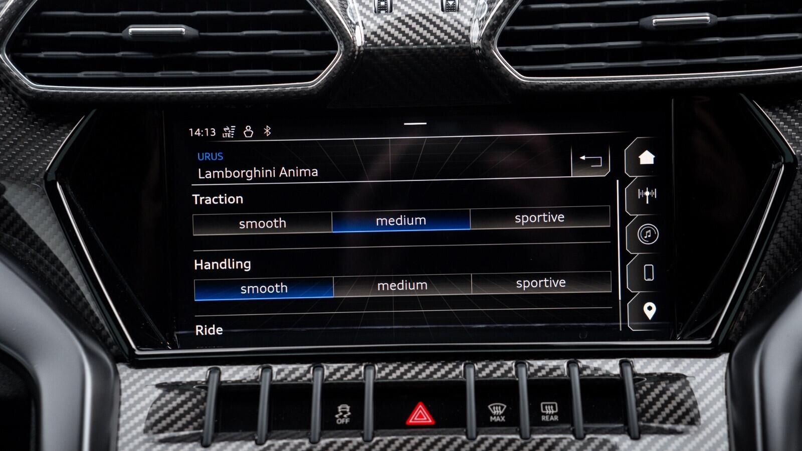 Lamborghini Urus view 17