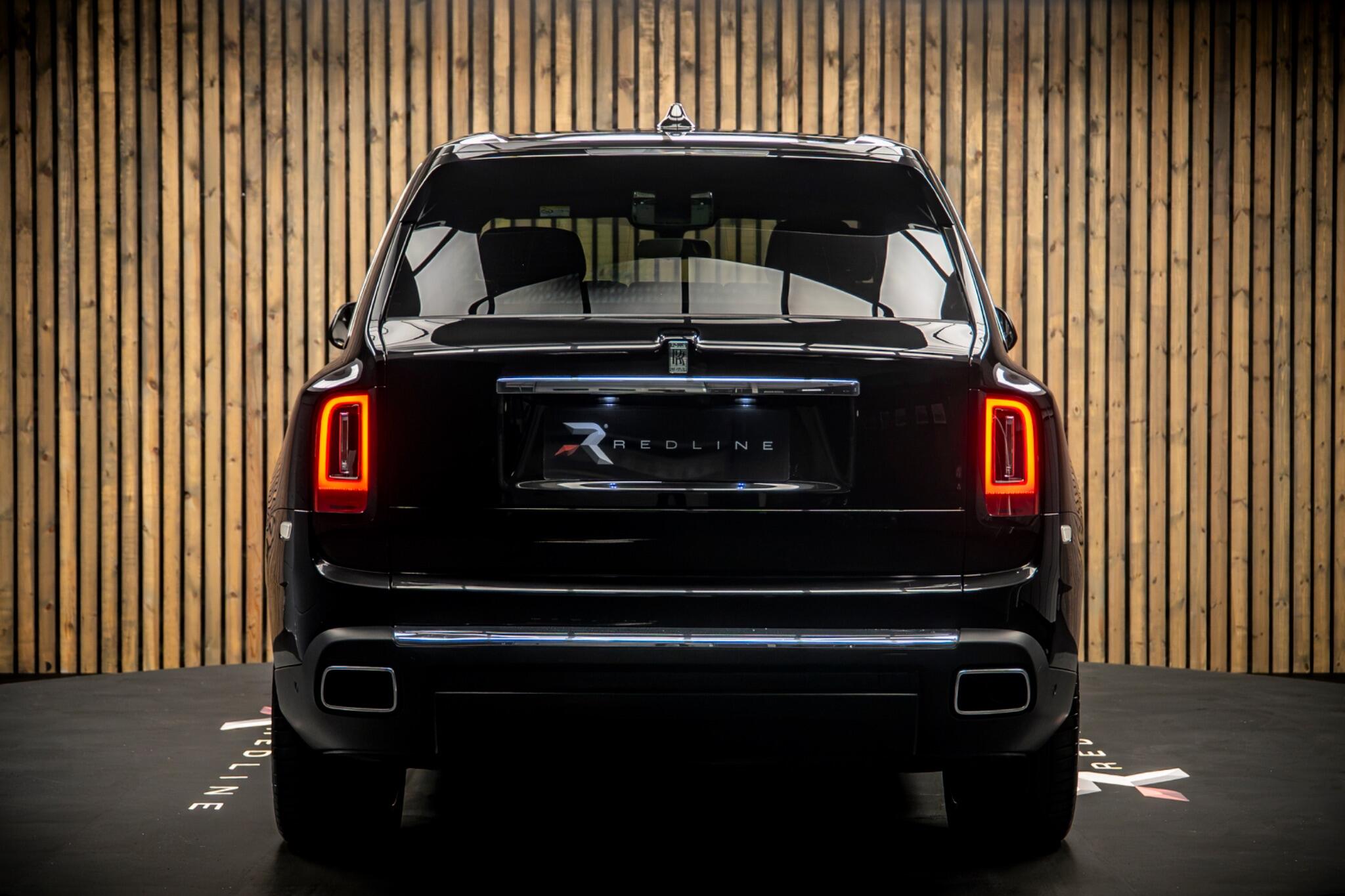 Rolls-Royce Cullinan view 6