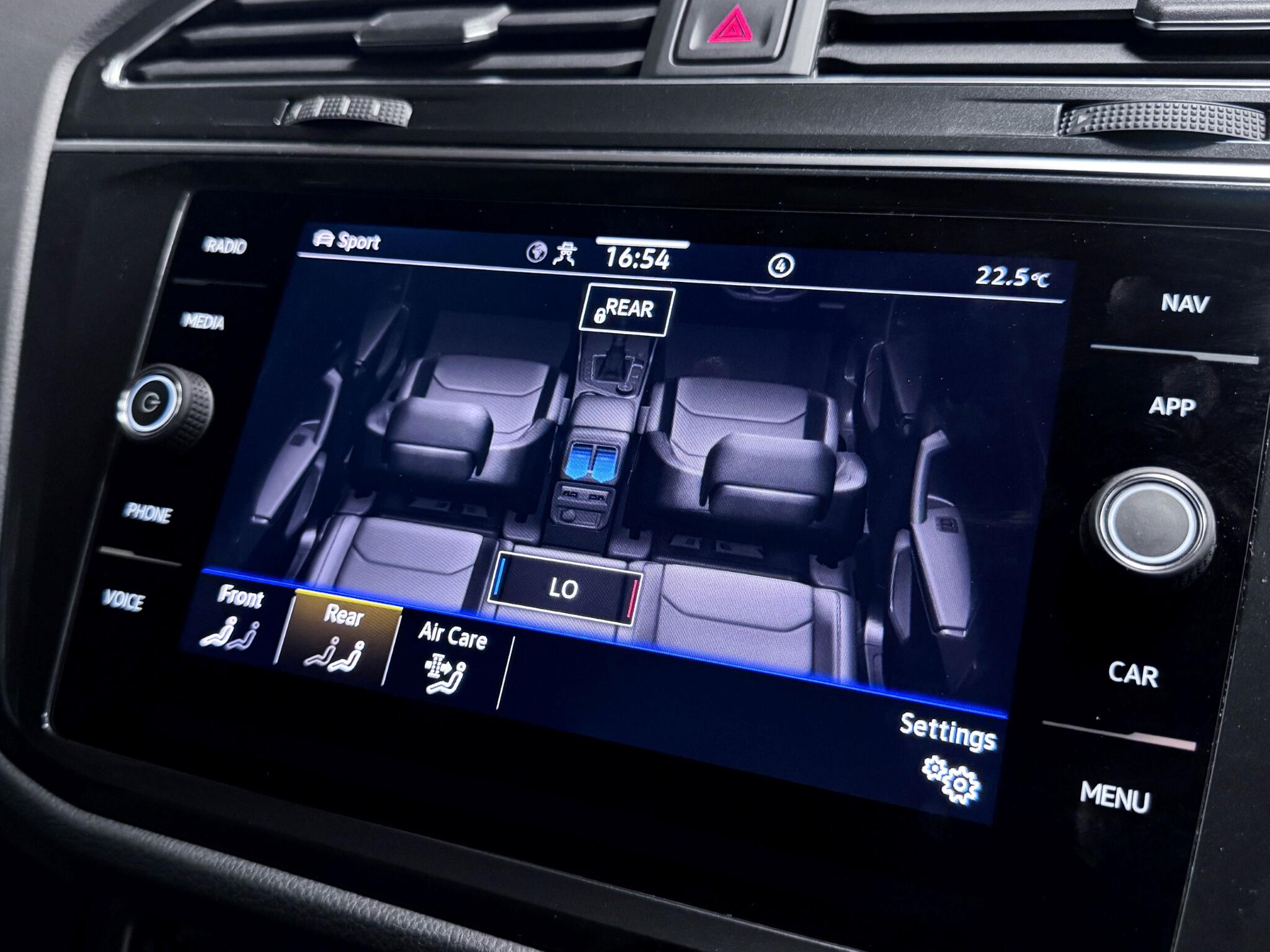 Volkswagen Tiguan view 51