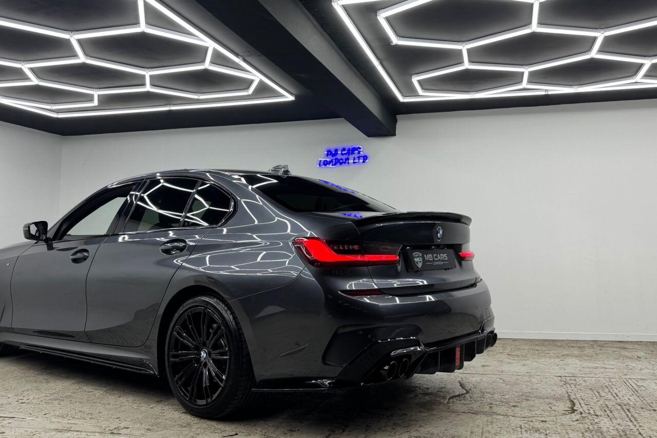 BMW 3 Series view 38