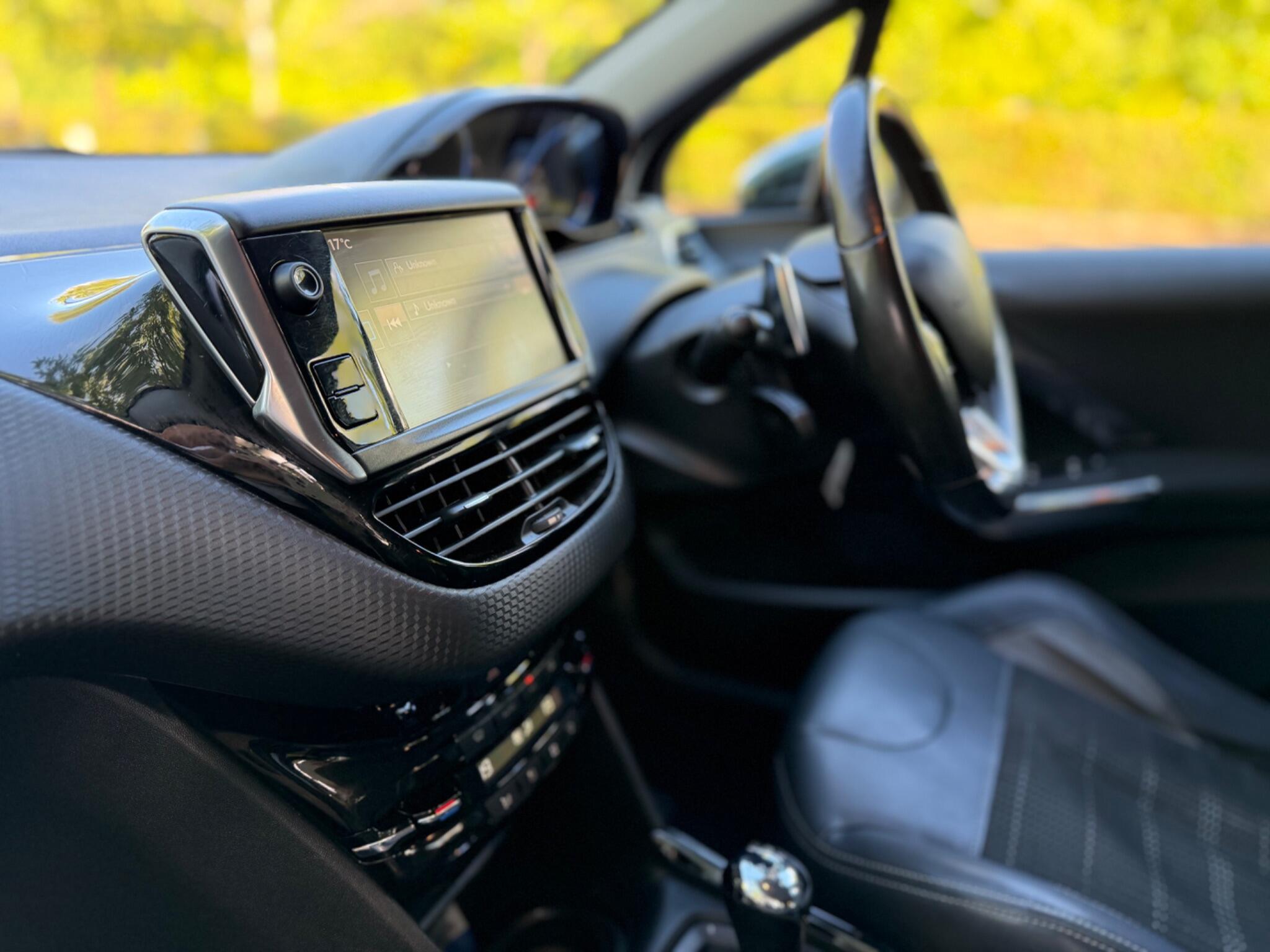 Peugeot 2008 view 36