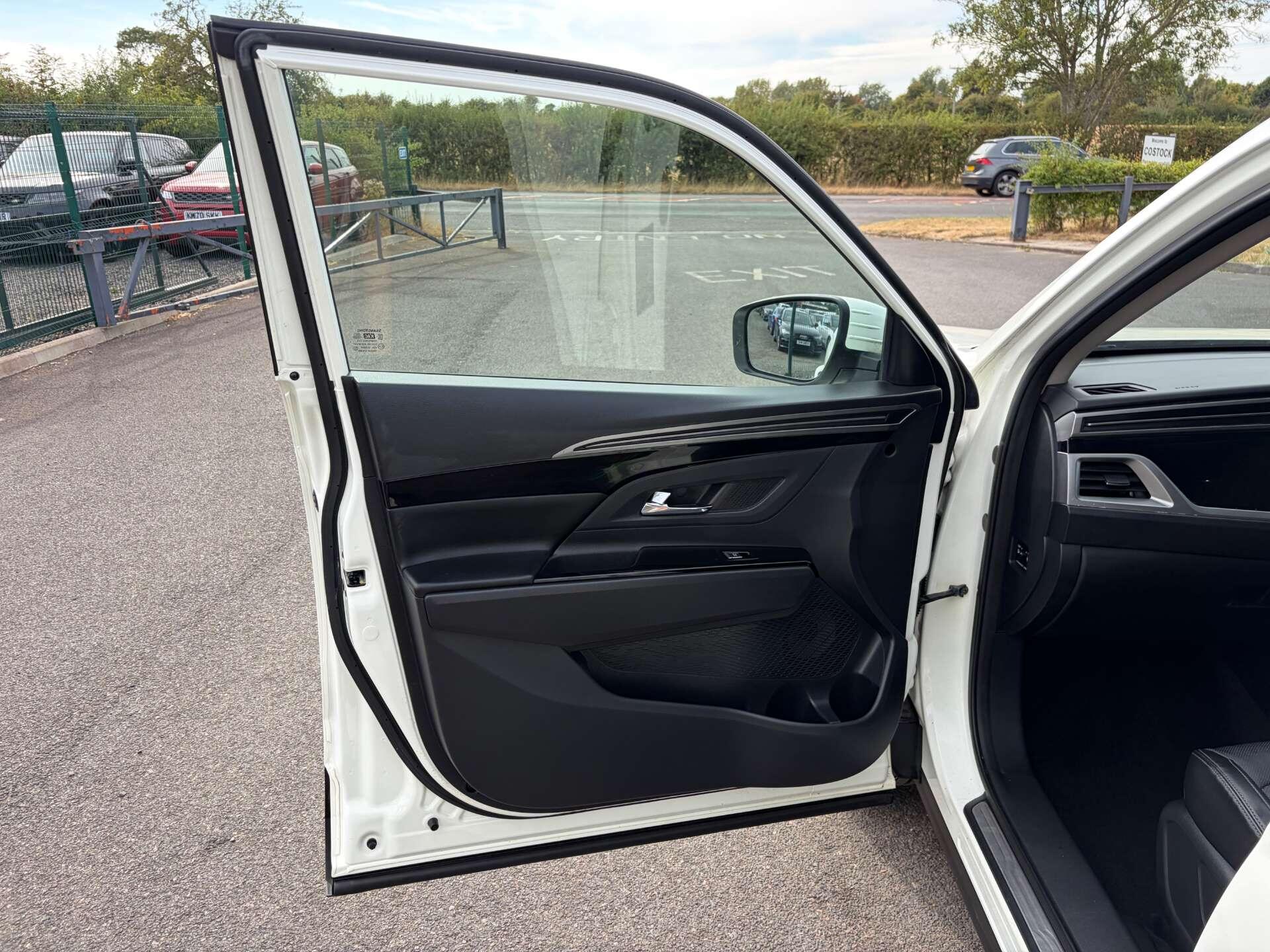 Ssangyong Korando view 14