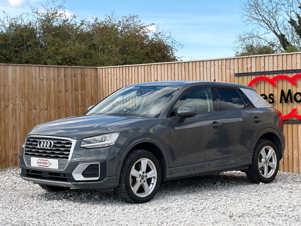 Audi Q2 view 4
