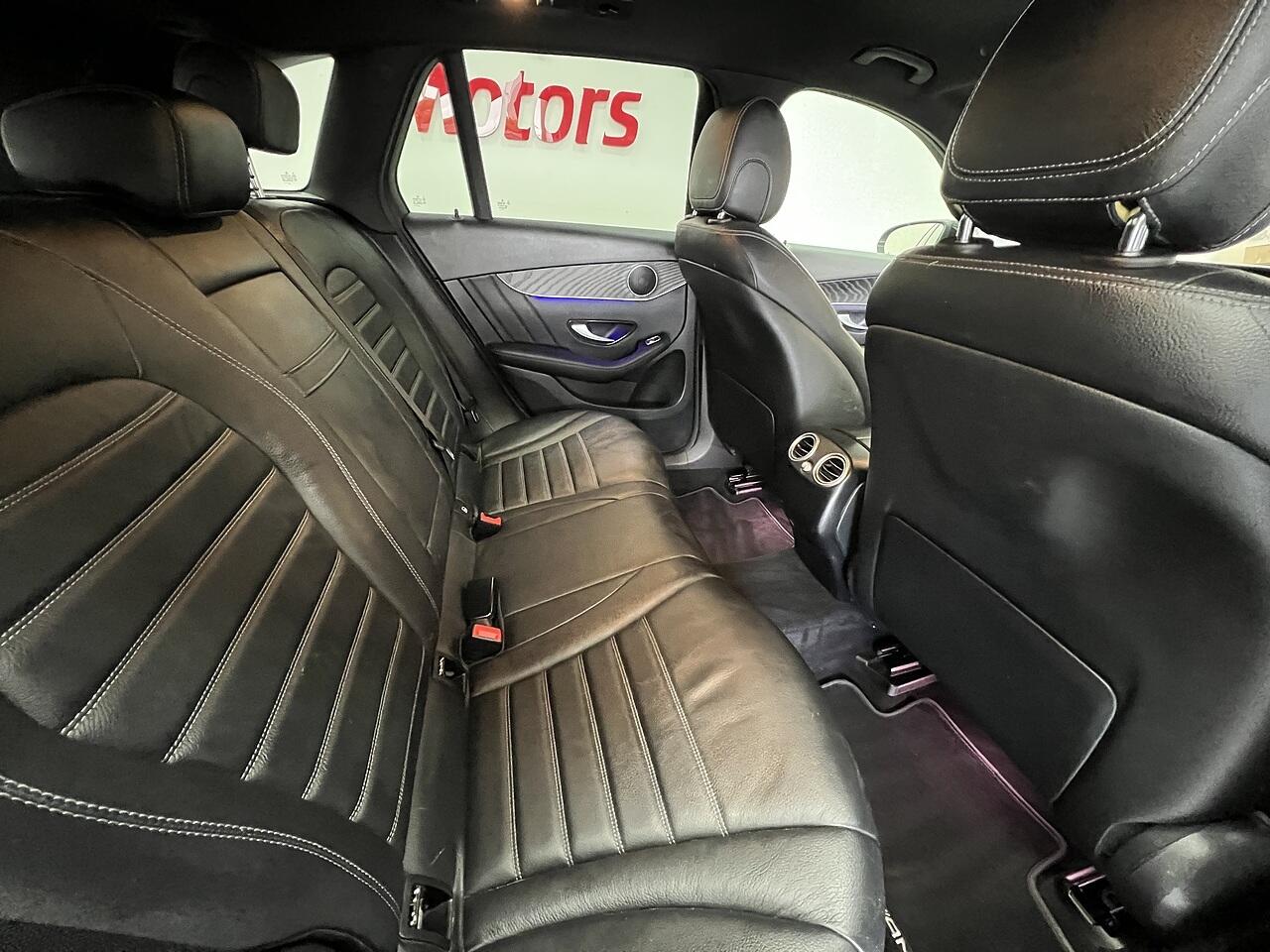 Mercedes-Benz GLC view 17