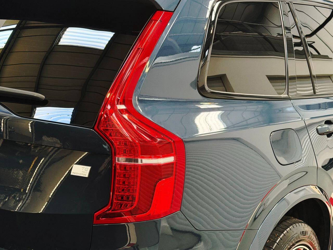 Volvo XC90 view 21