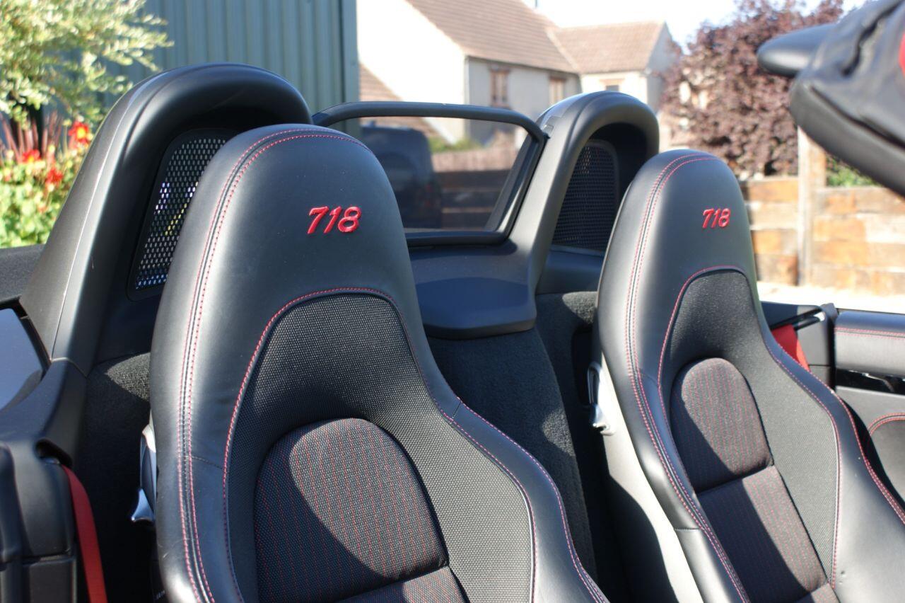 Porsche 718 Boxster view 48