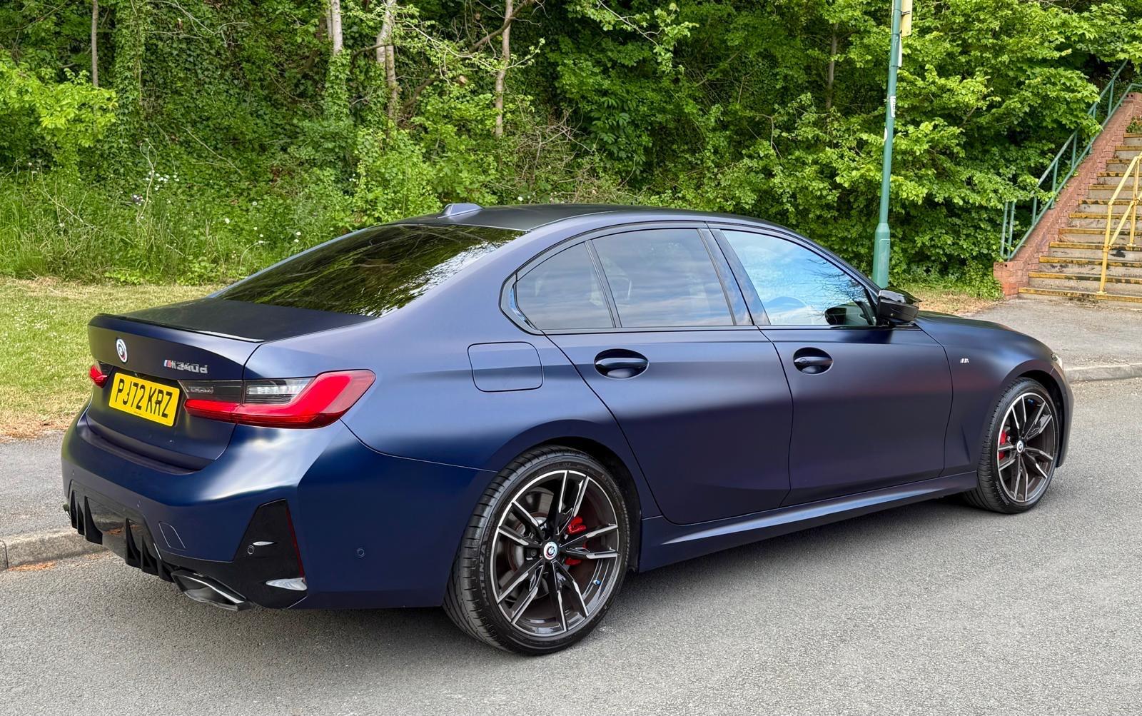 BMW 3 Series view 11