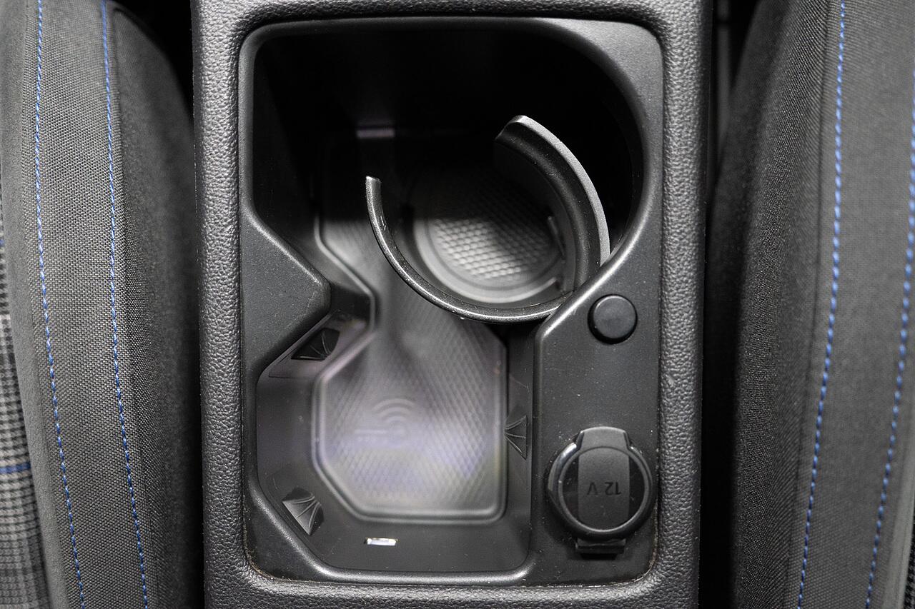 Volkswagen Golf view 19