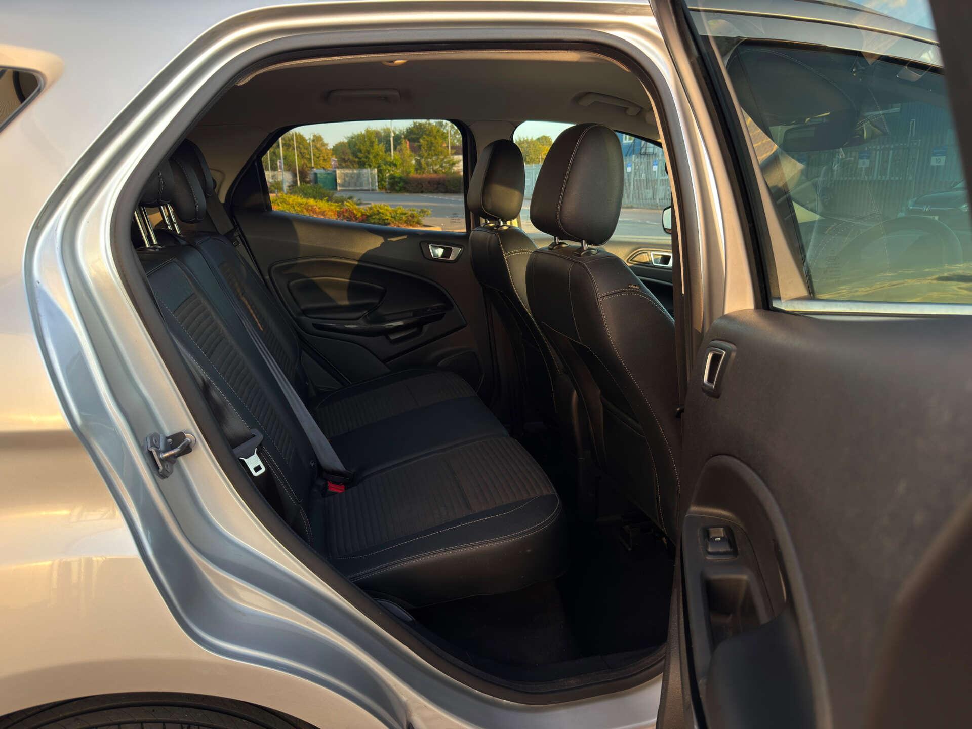 Ford Ecosport view 26