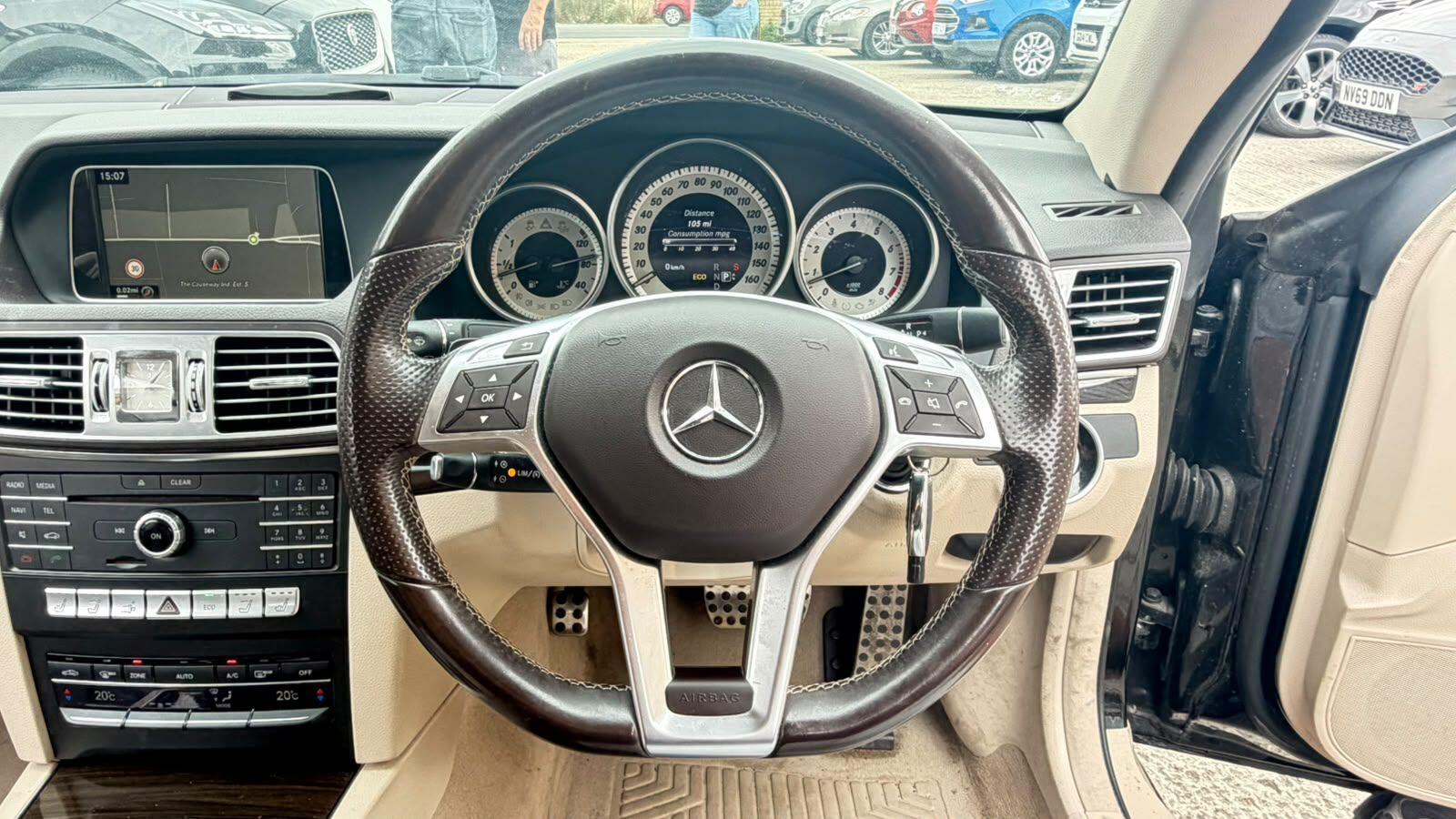 Mercedes-Benz E-Class view 20