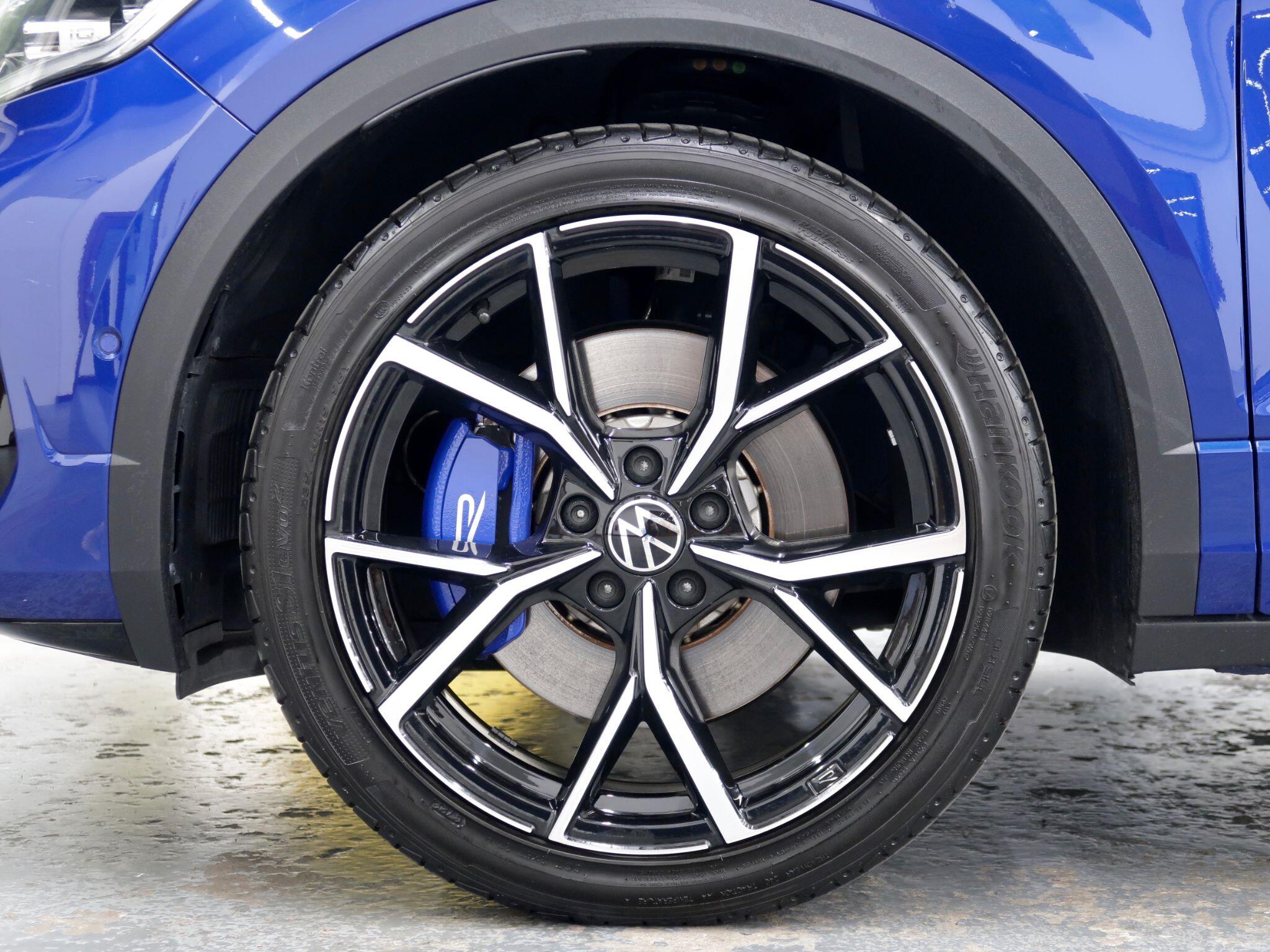 Volkswagen T-Roc view 55