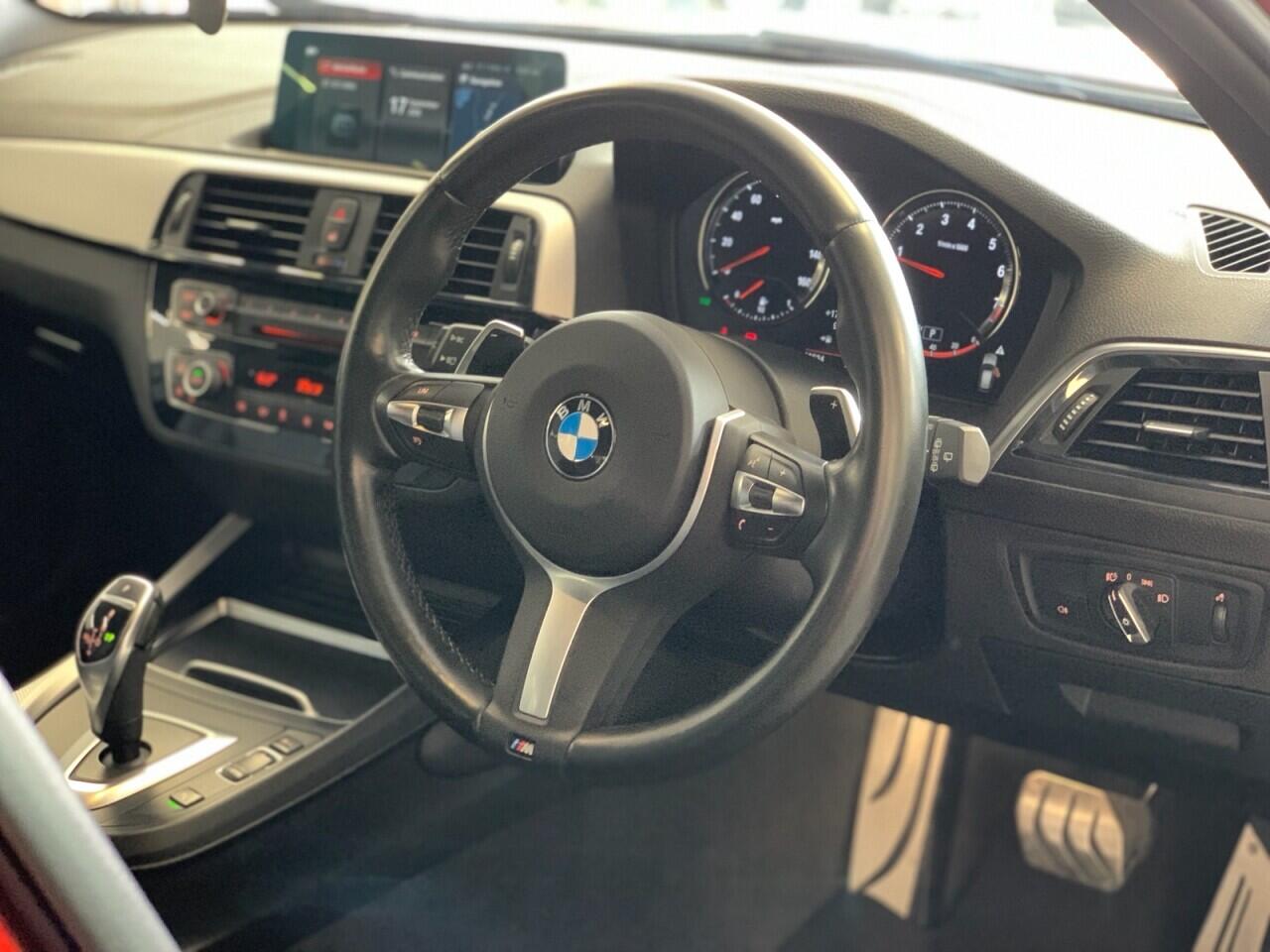 BMW 1 Series view 40