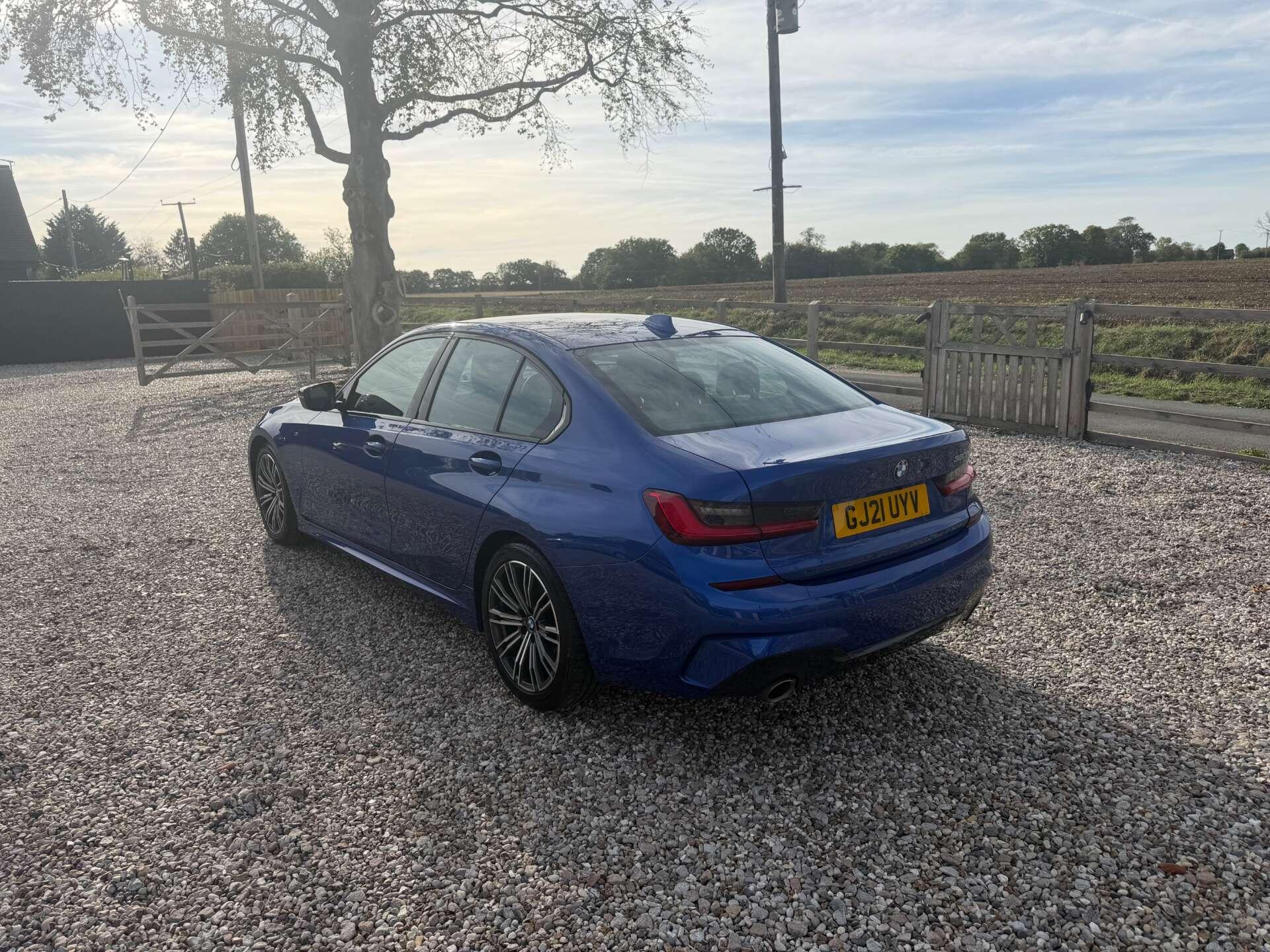 BMW 3 Series view 3