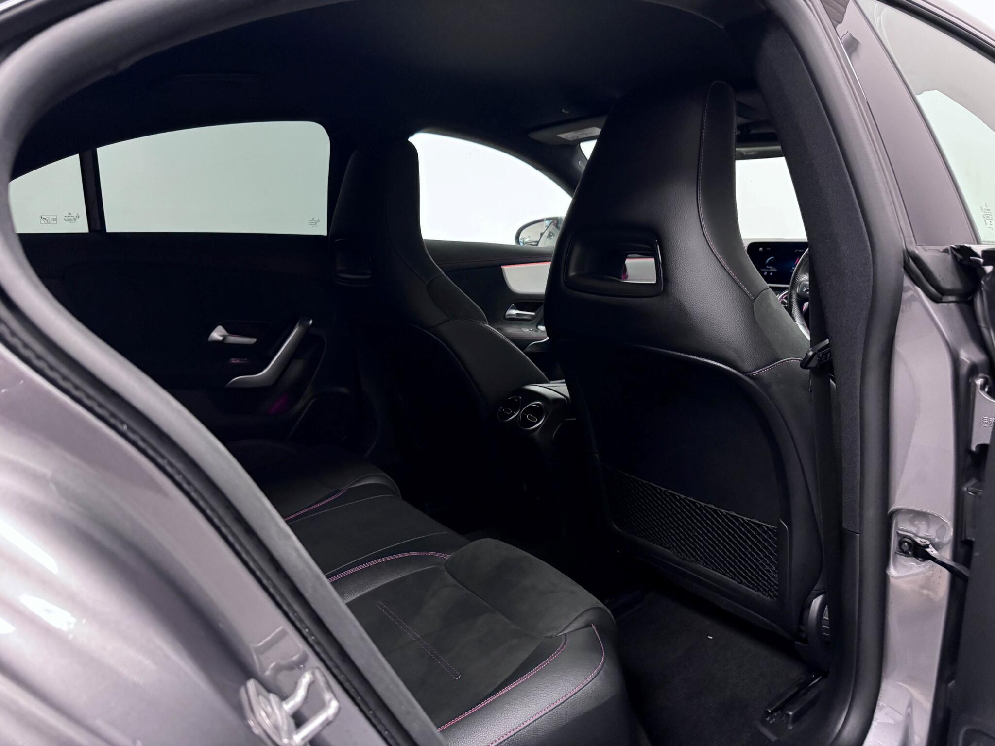 Mercedes-Benz Cla view 27