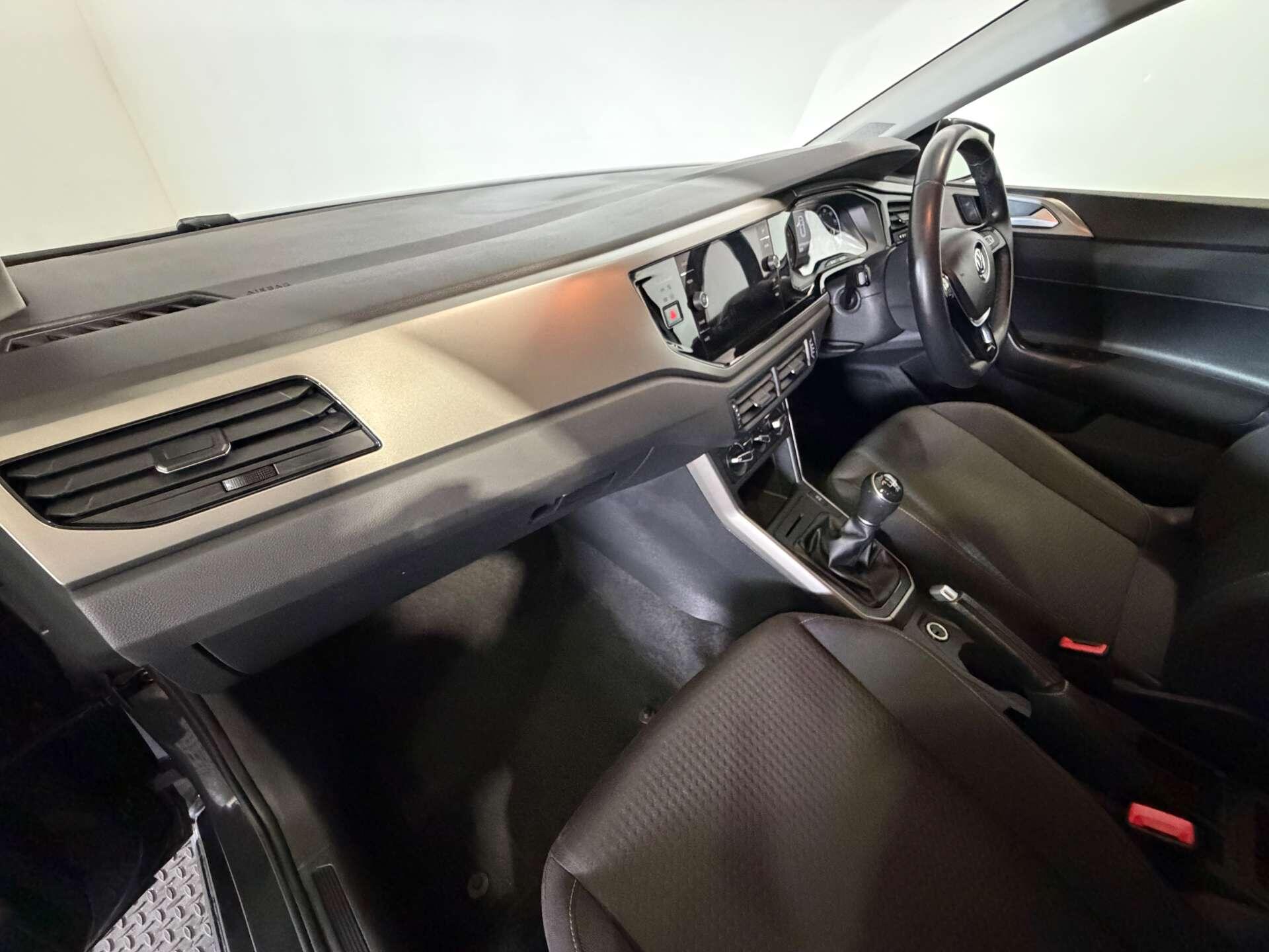 Volkswagen Polo view 50