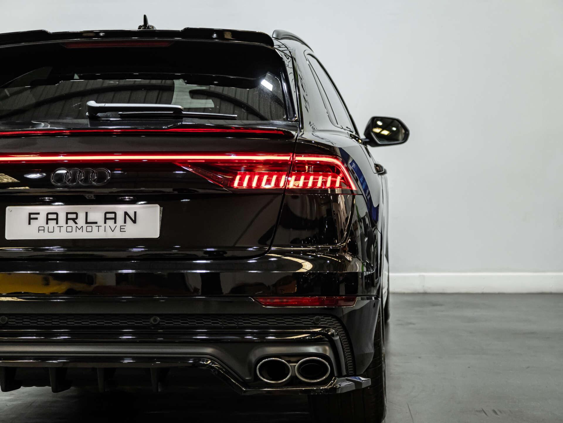 Audi SQ8 view 37