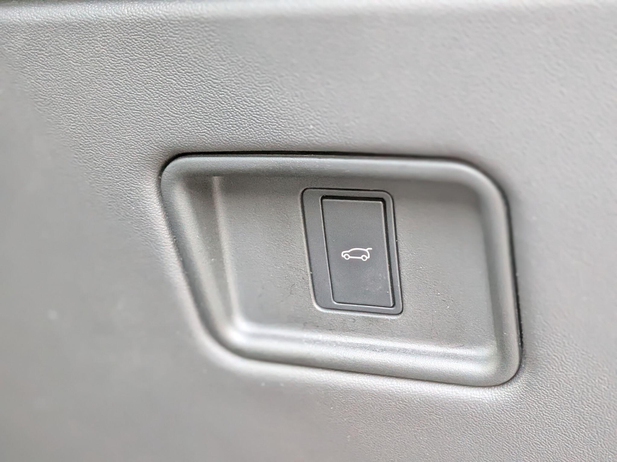Land Rover Range Rover view 70