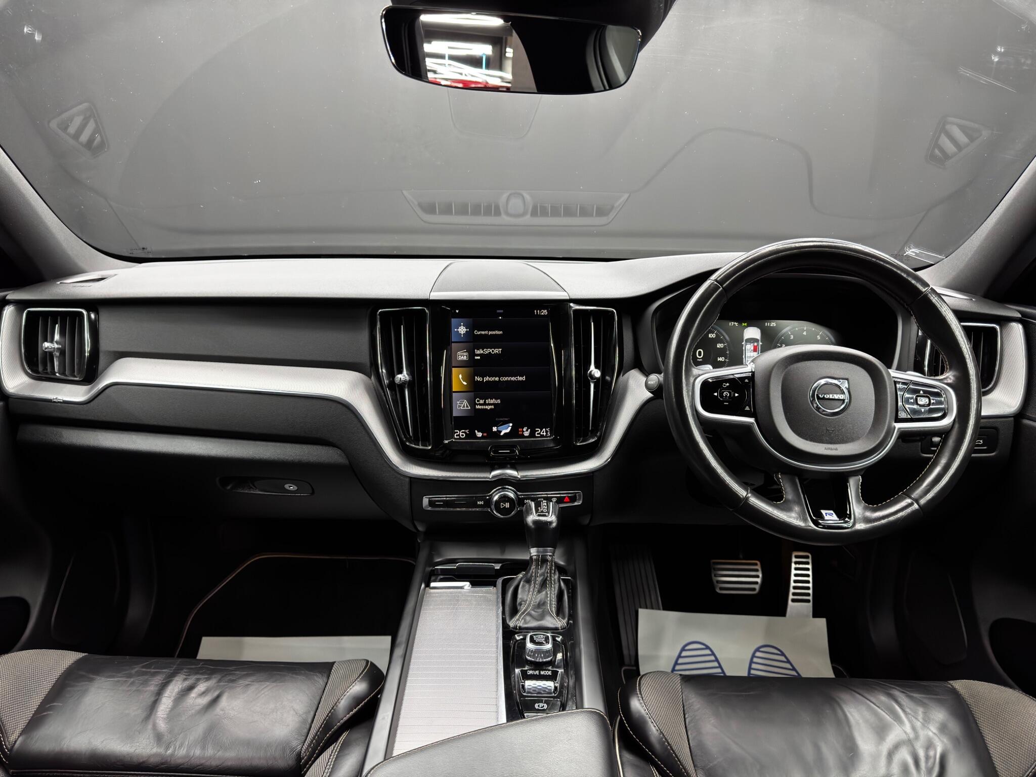 Volvo XC60 view 10