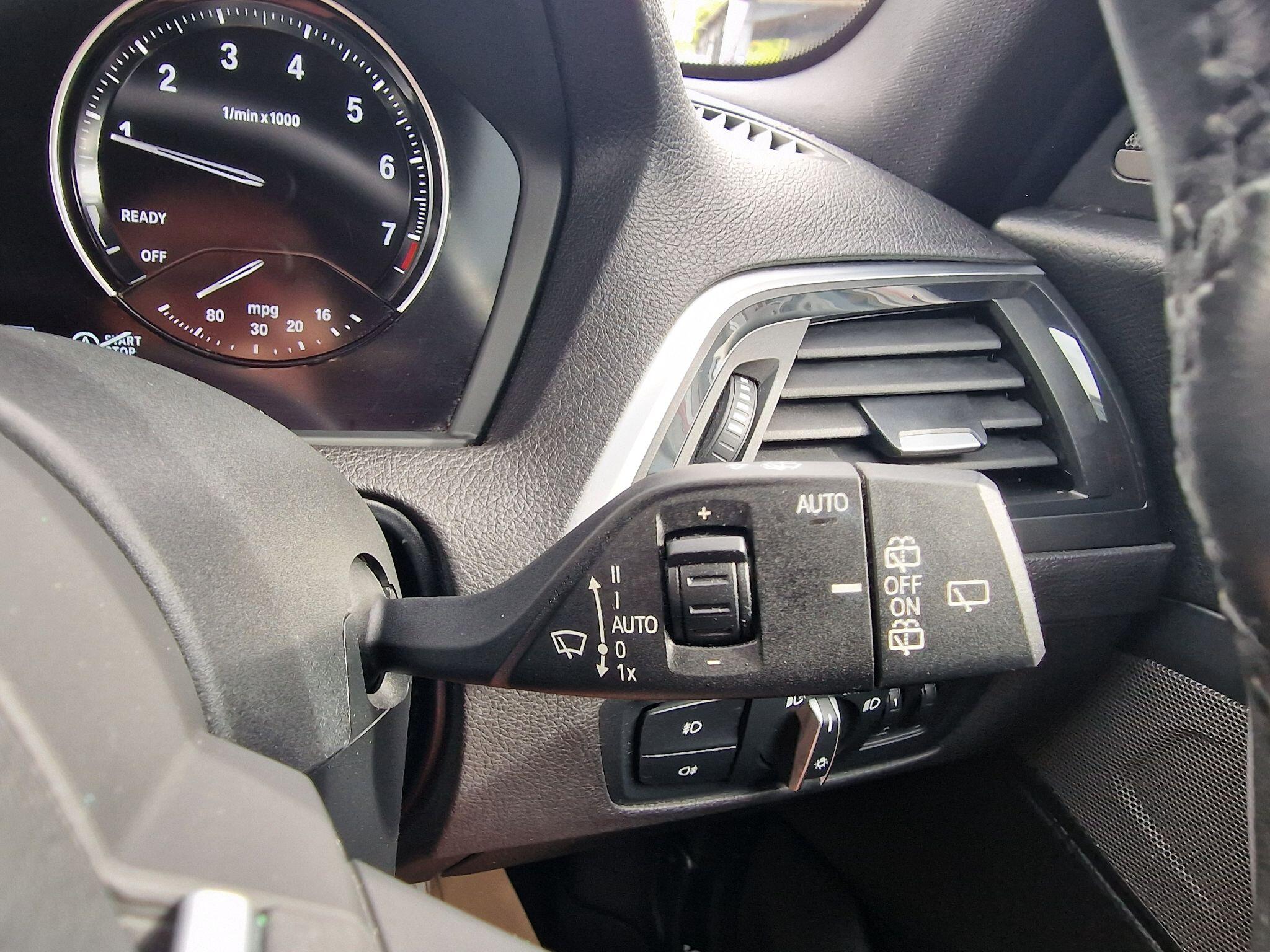 BMW 1 Series view 24