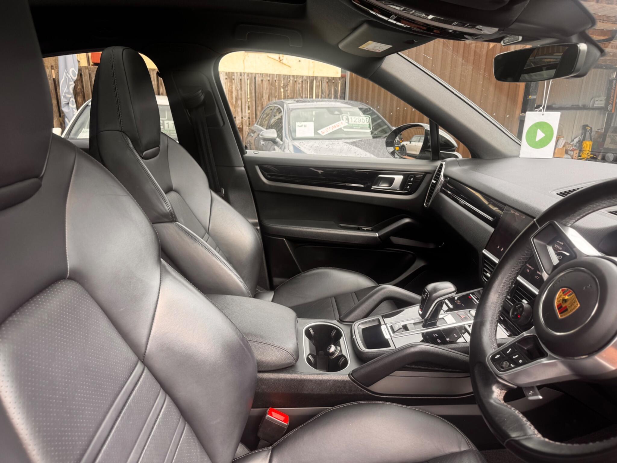 Porsche Cayenne view 20