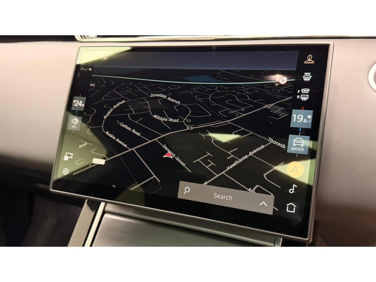 Land Rover Range Rover Evoque view 21