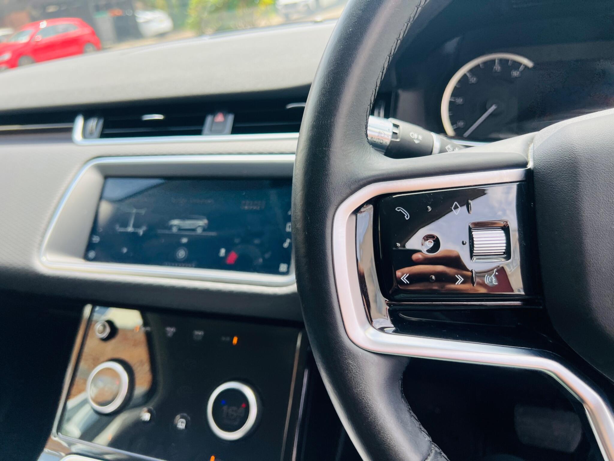 Land Rover Range Rover Evoque view 49