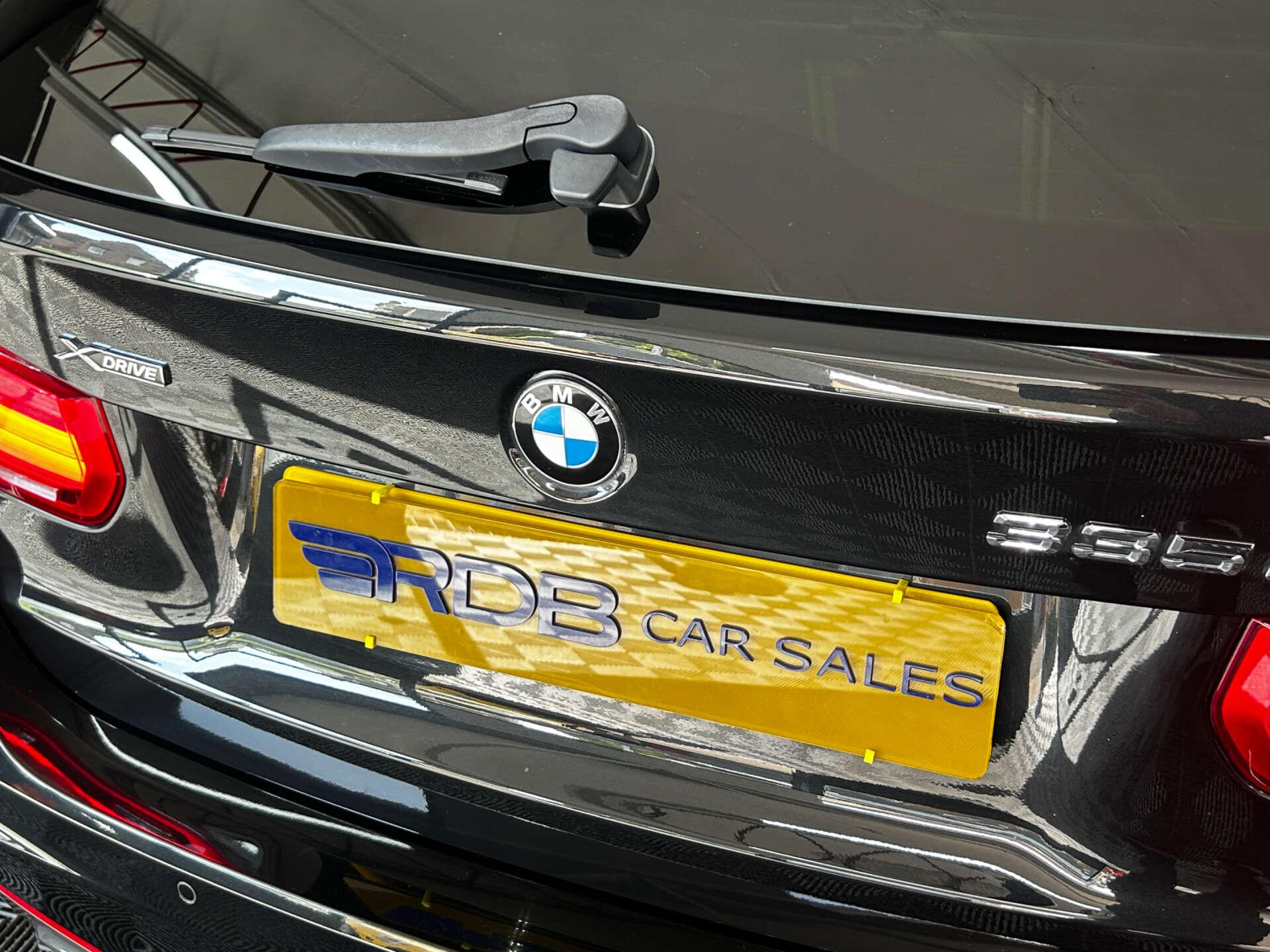BMW 3 Series view 33