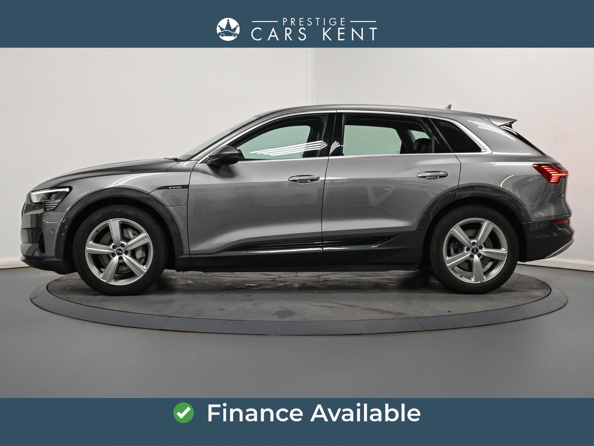 Audi E-Tron view 4