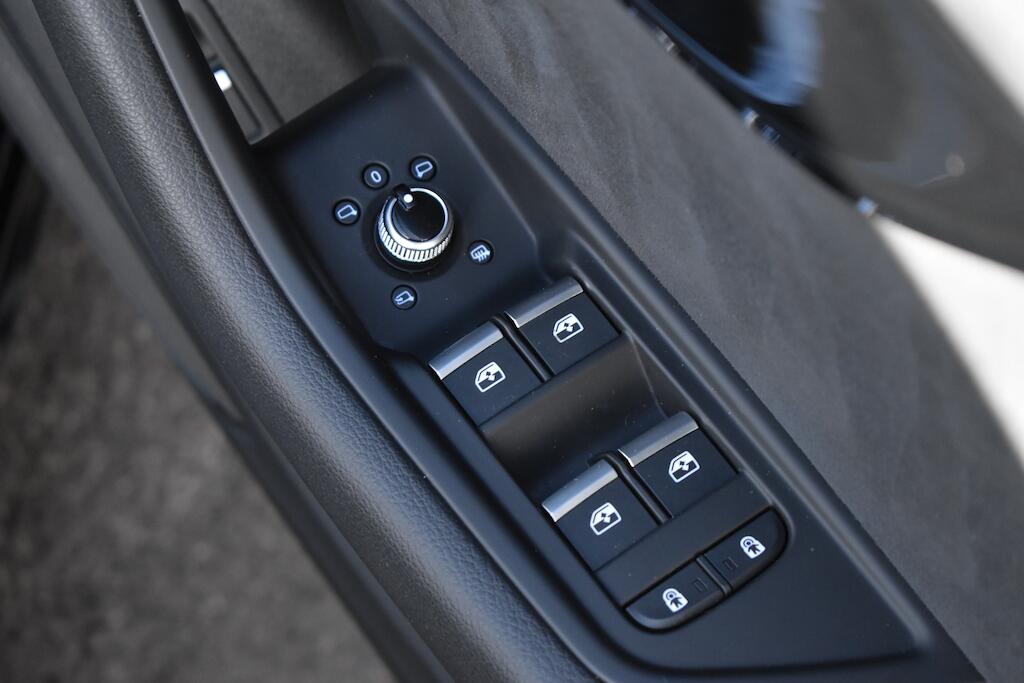 Audi A4 view 47