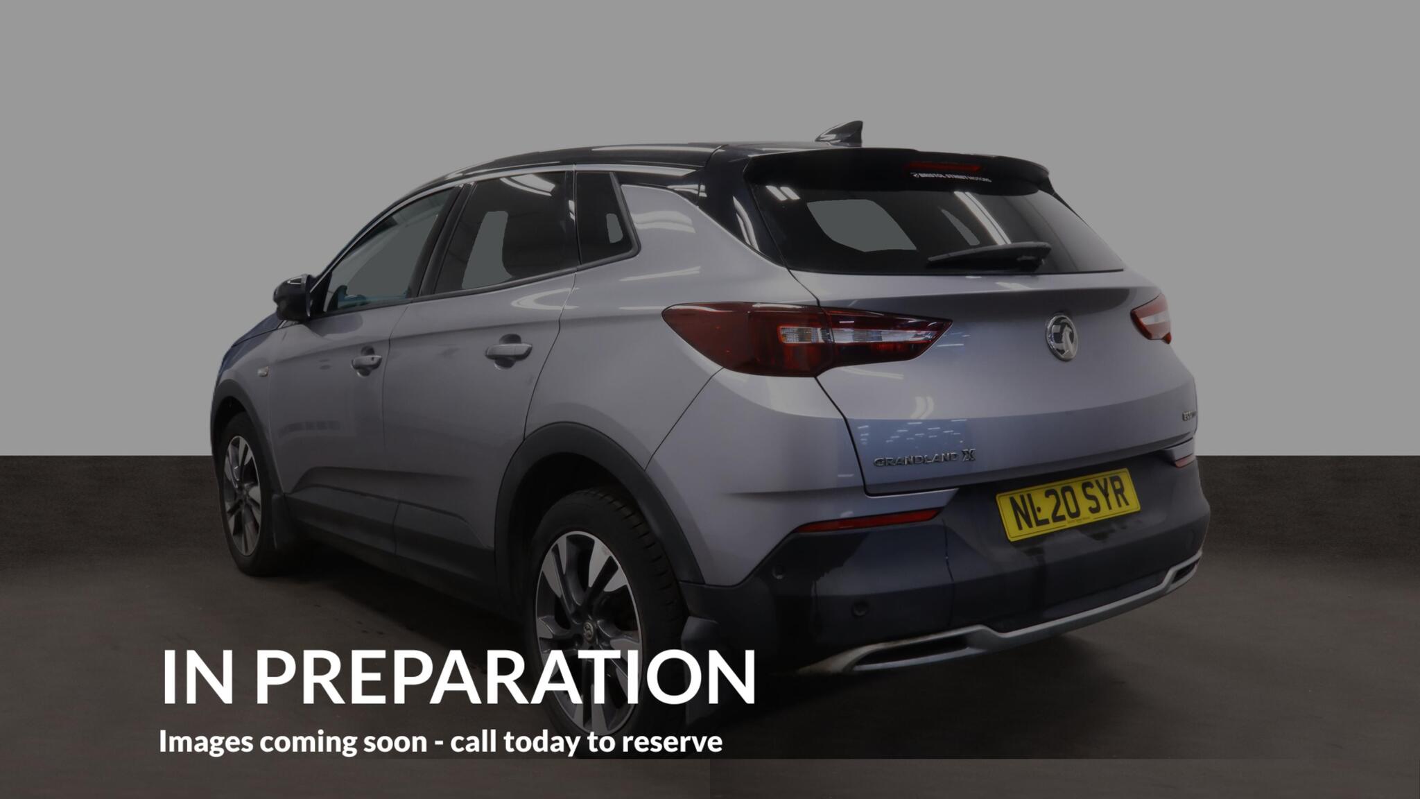 Vauxhall Grandland X view 3