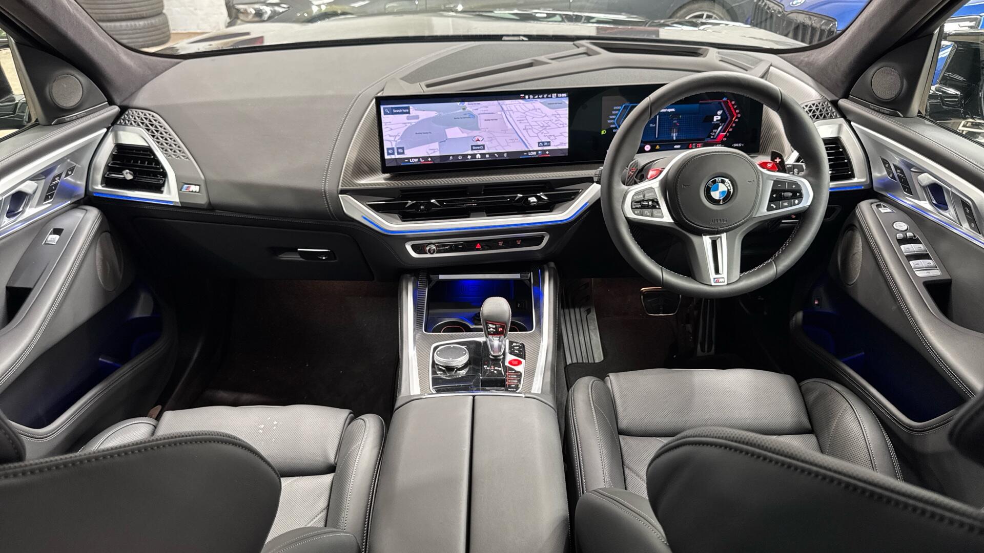 BMW XM view 9