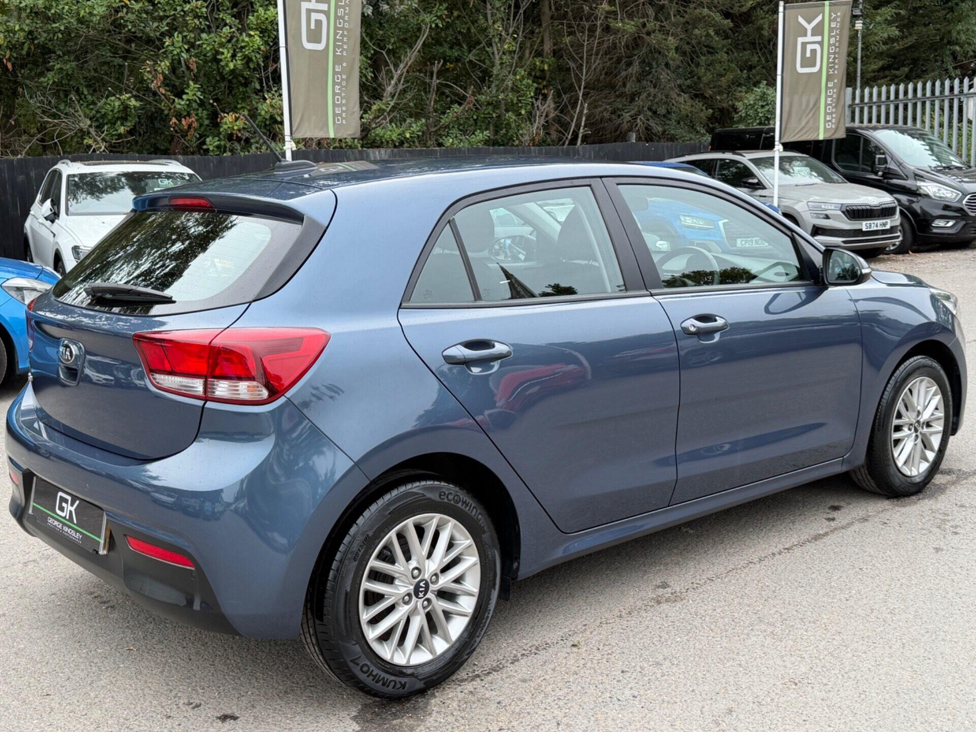 Kia Rio view 6