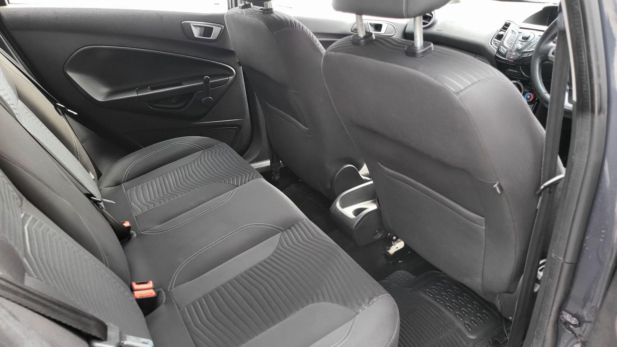 Ford Fiesta view 18