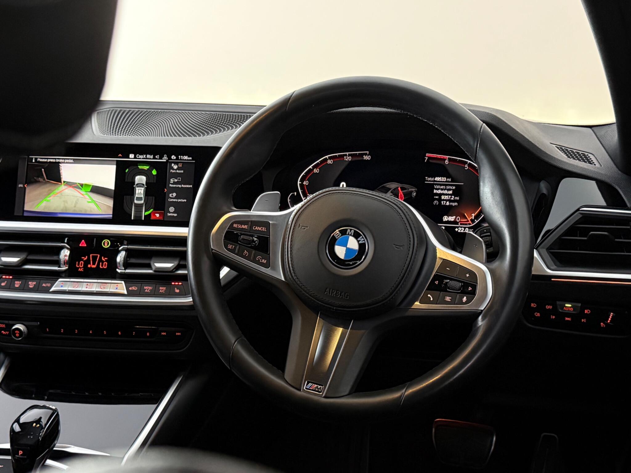BMW 3 Series view 3