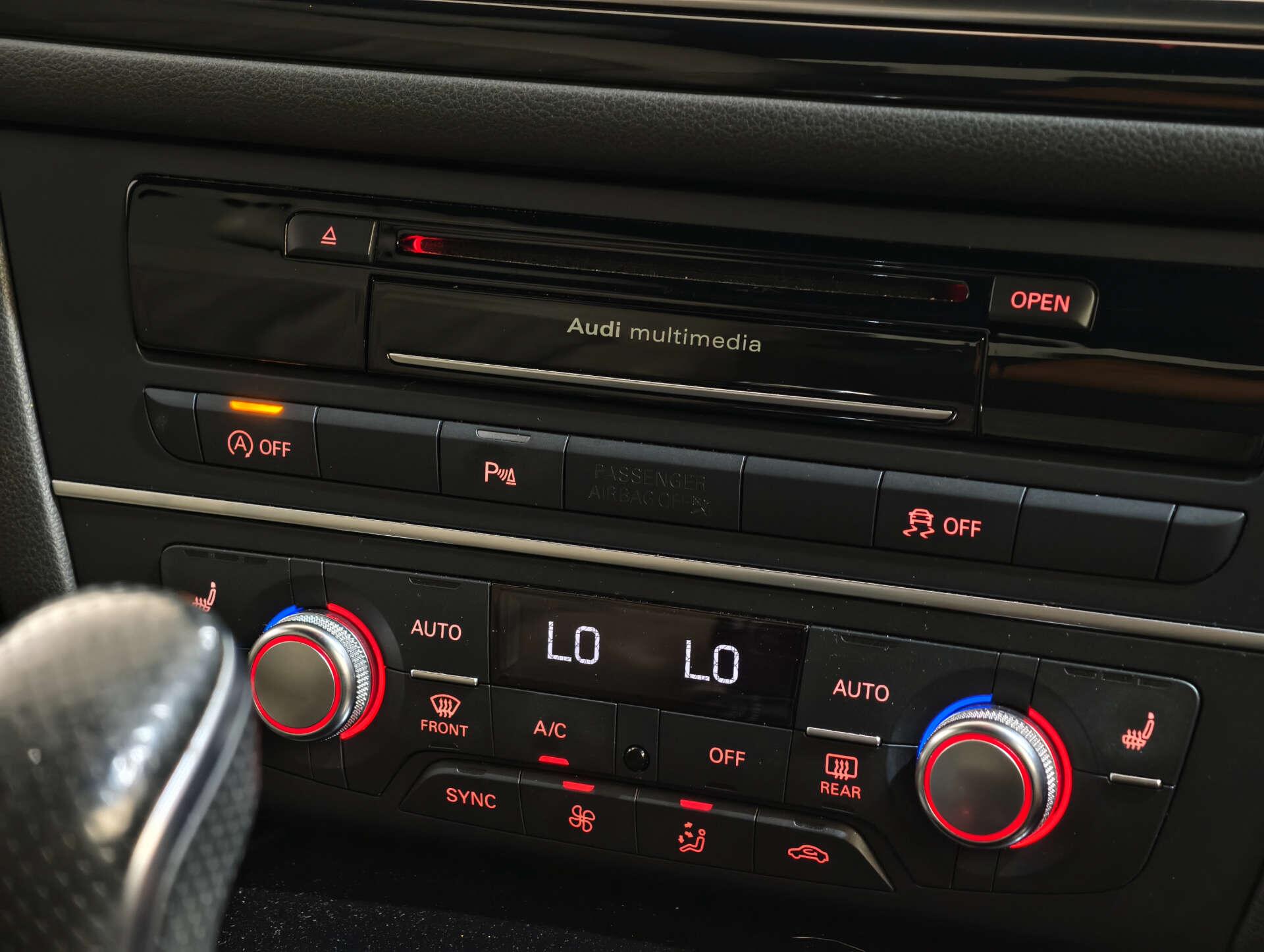 Audi A6 Avant view 27