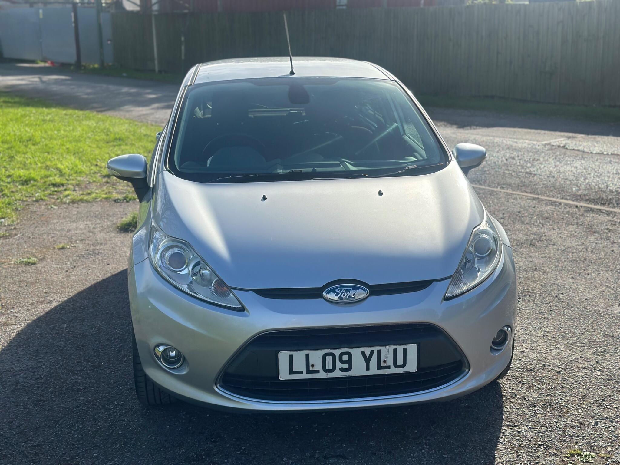 Ford Fiesta view 5
