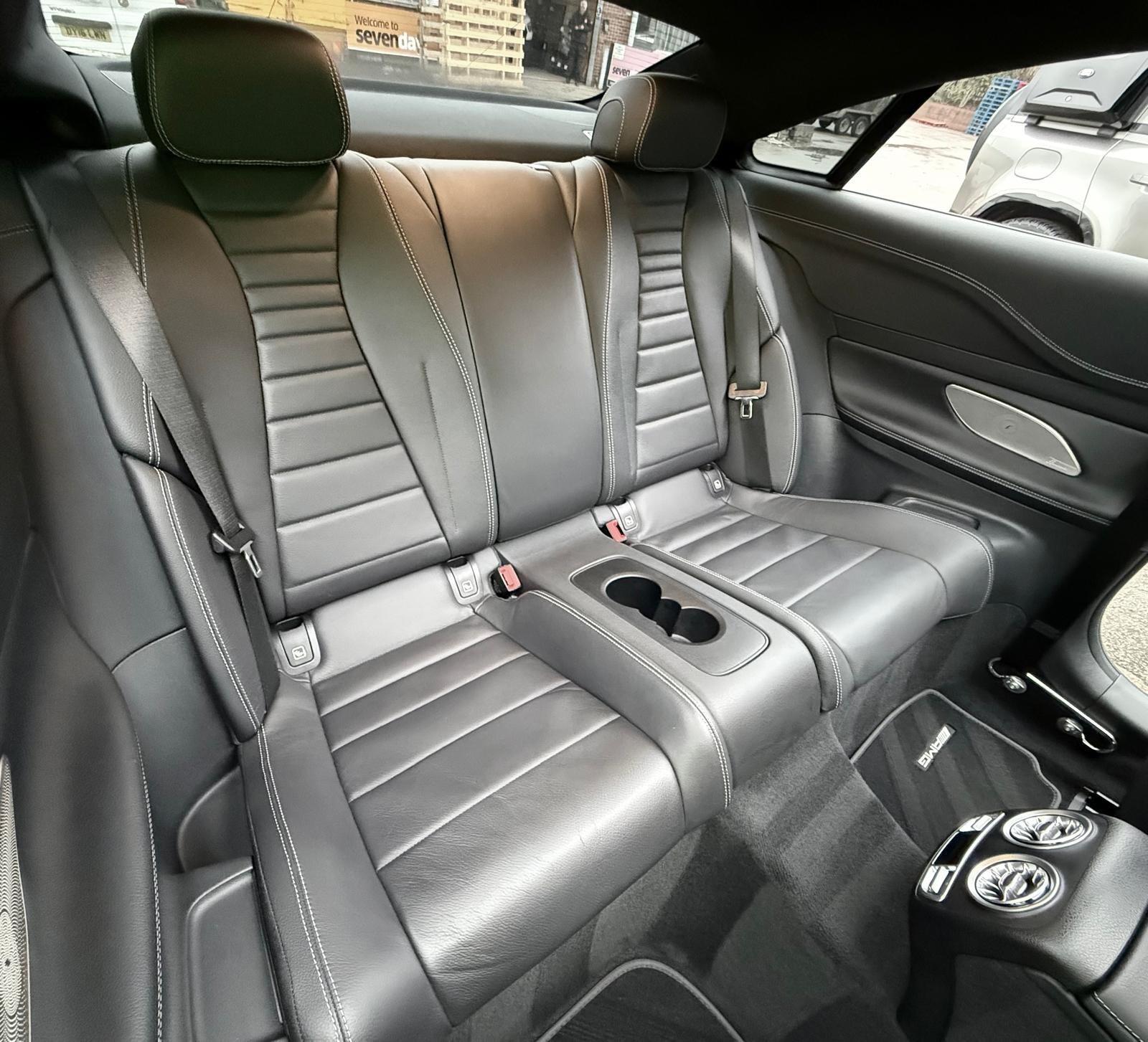 Mercedes-Benz E-Class view 23