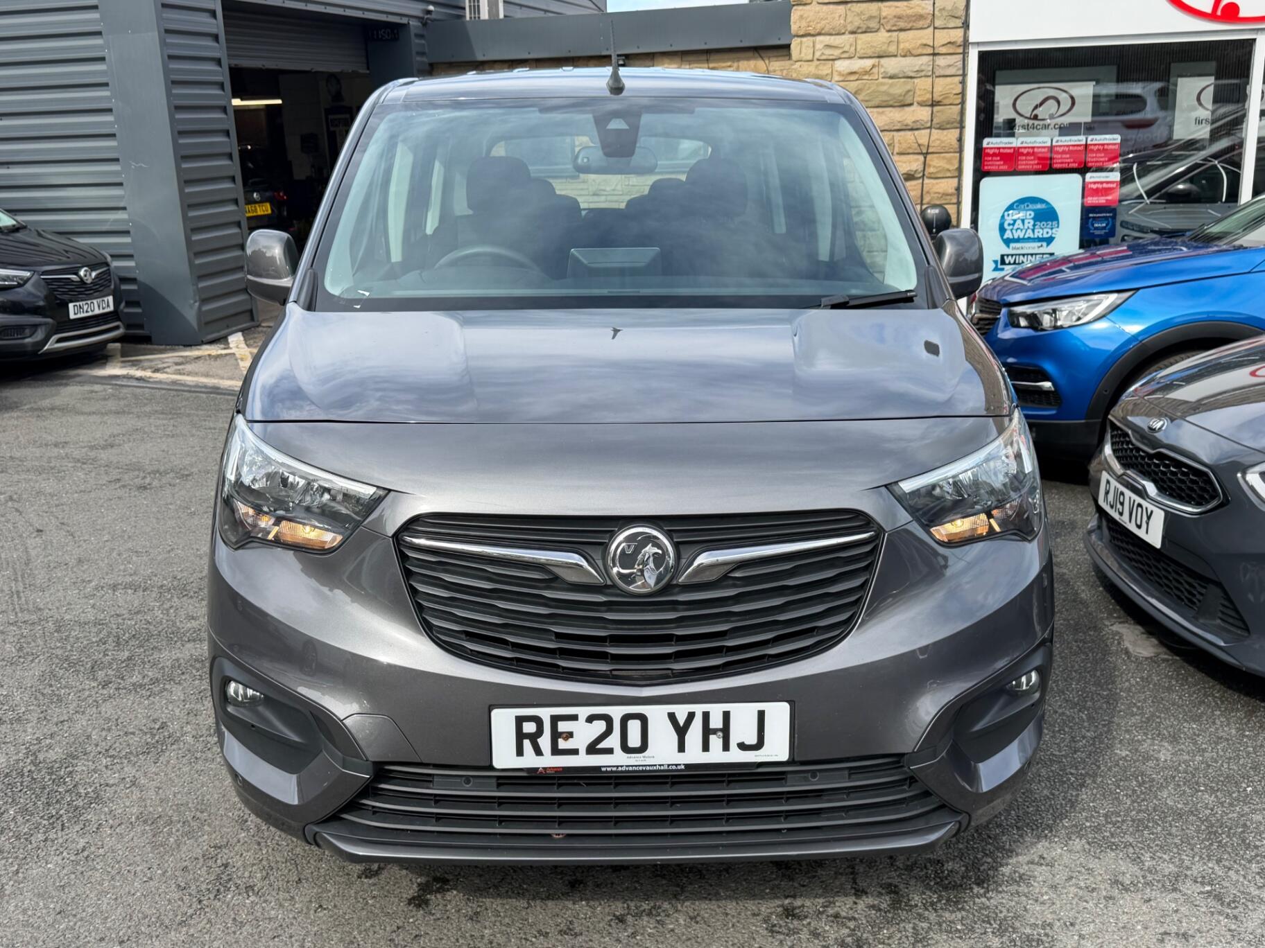 Vauxhall Combo Life main image