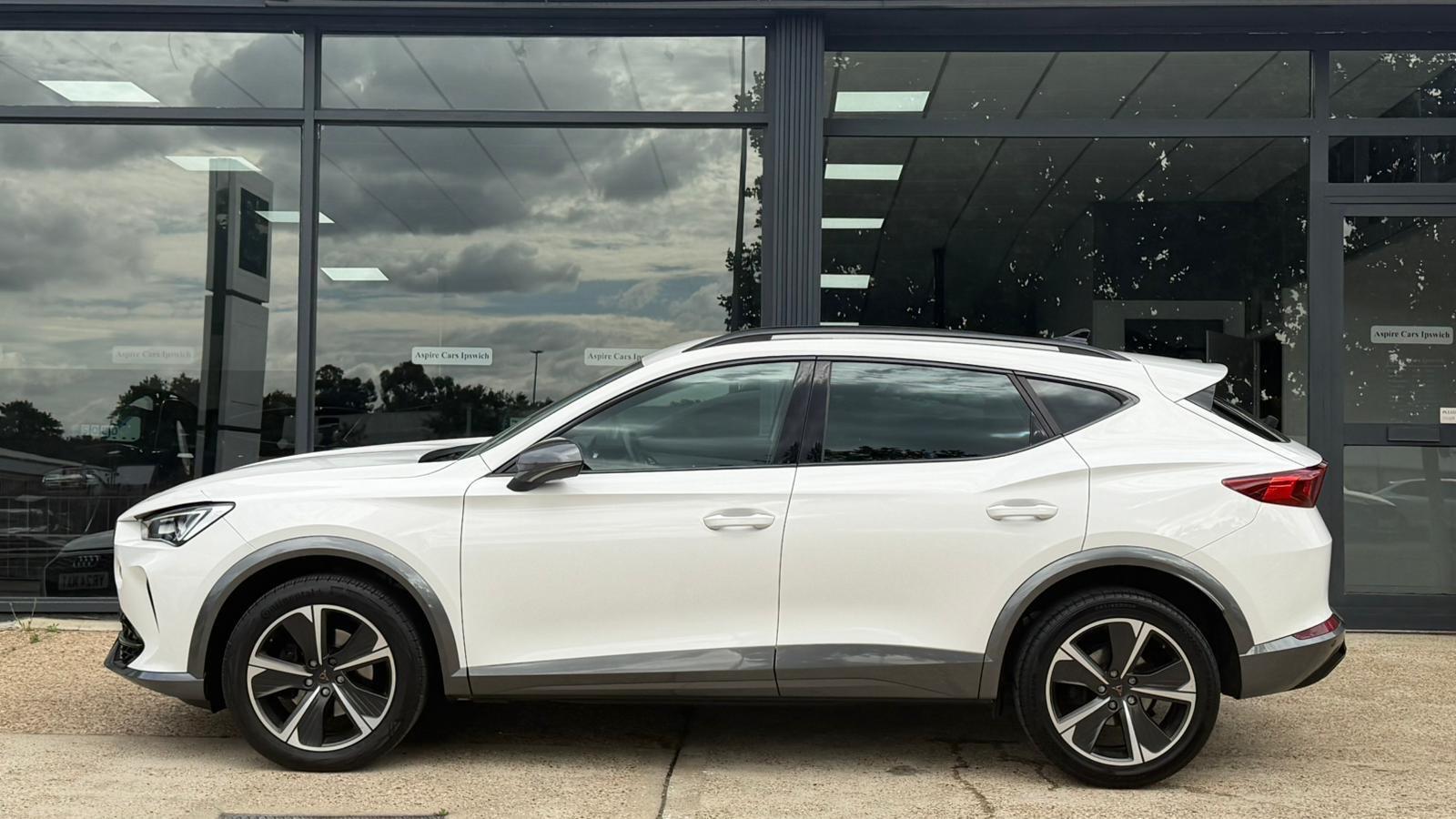 Cupra Formentor view 4