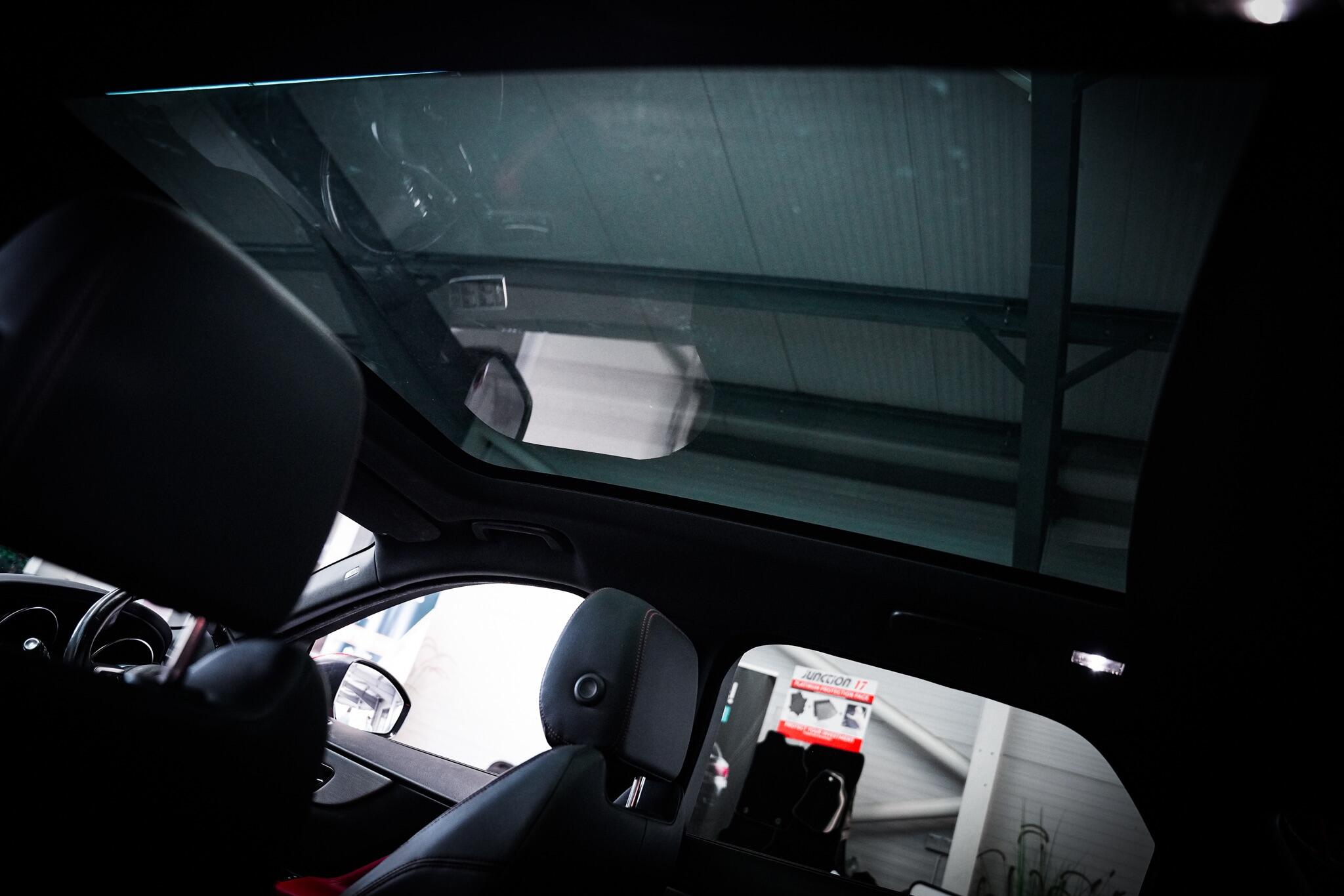 Jaguar F-Pace view 9