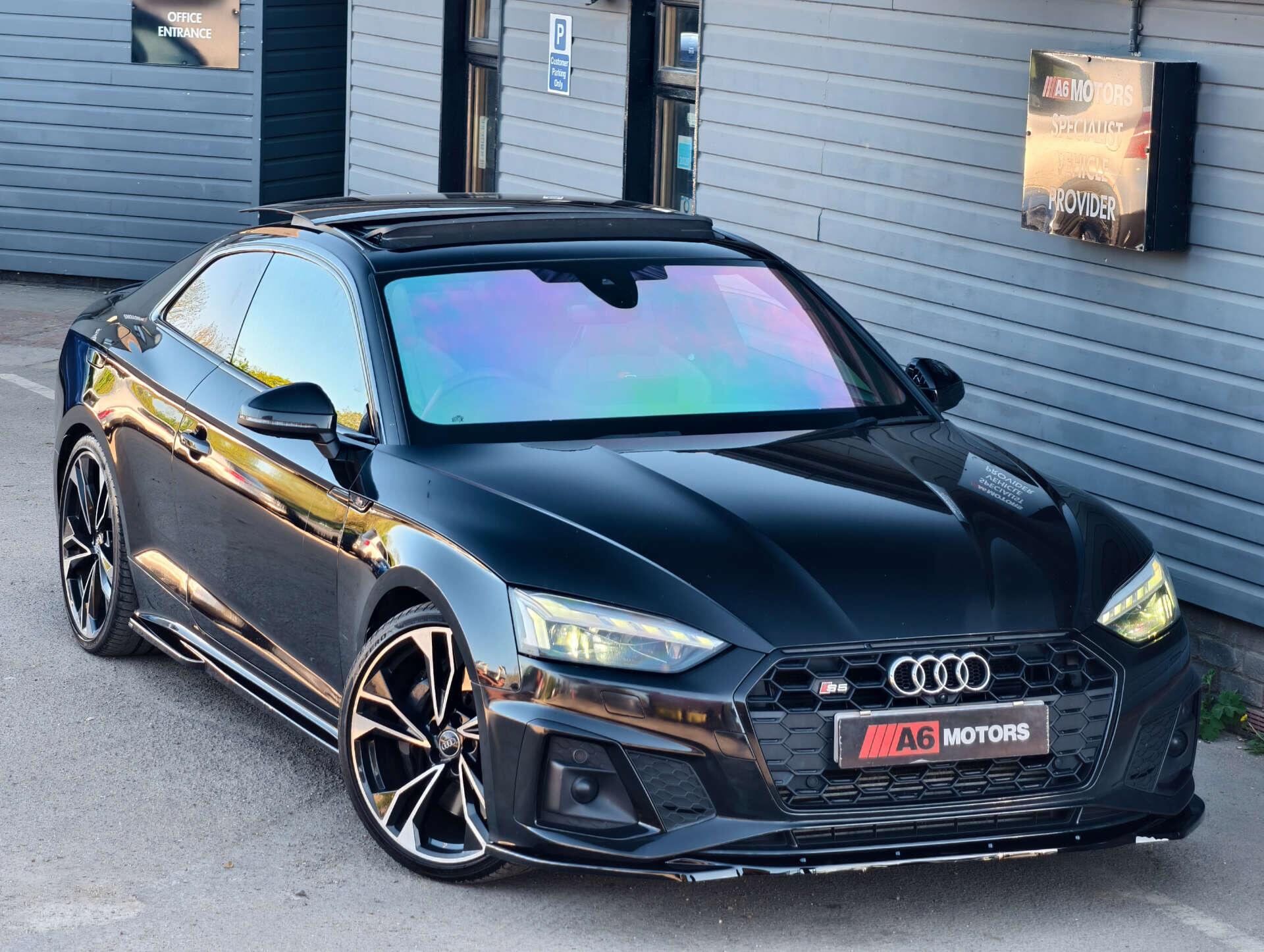 Audi S5 view 3