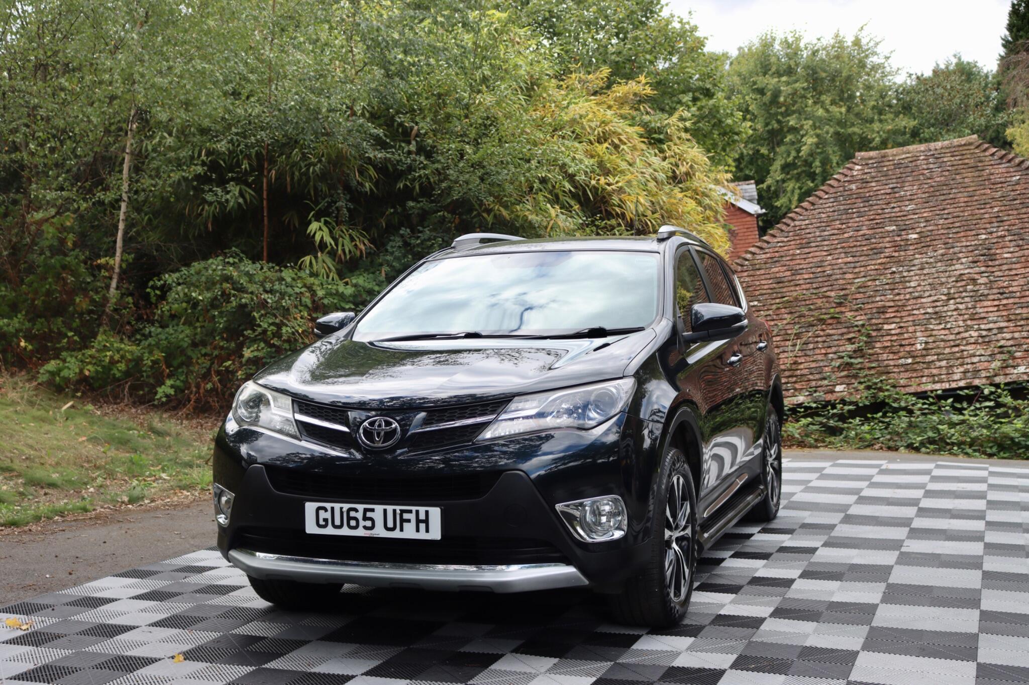 Toyota Rav4 view 32
