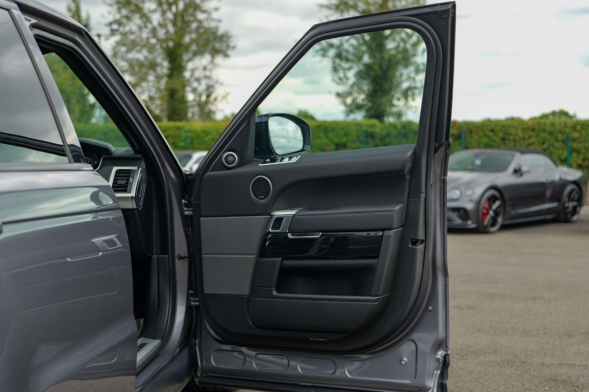 Land Rover Range Rover Sport view 27