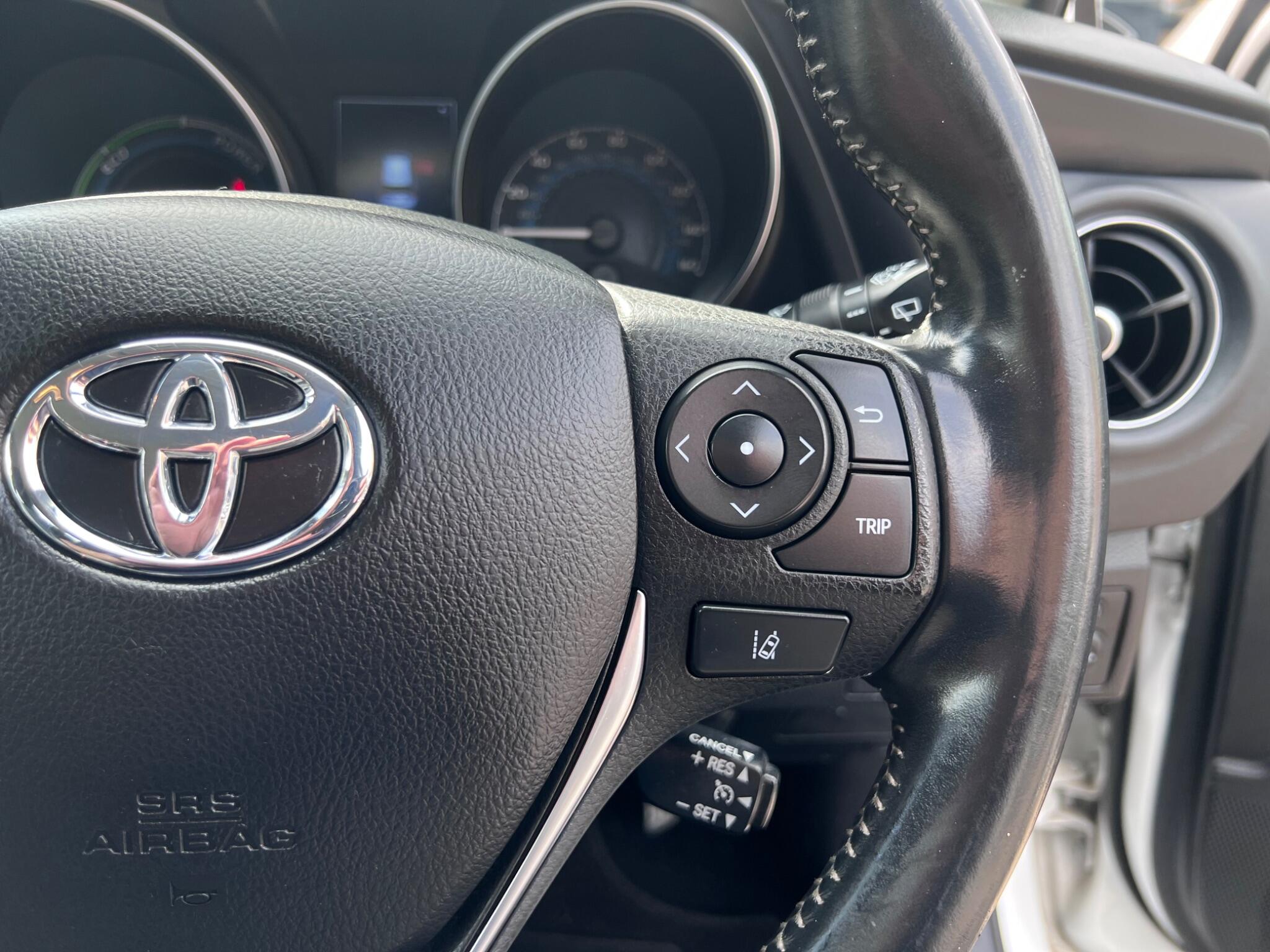 Toyota Auris view 24
