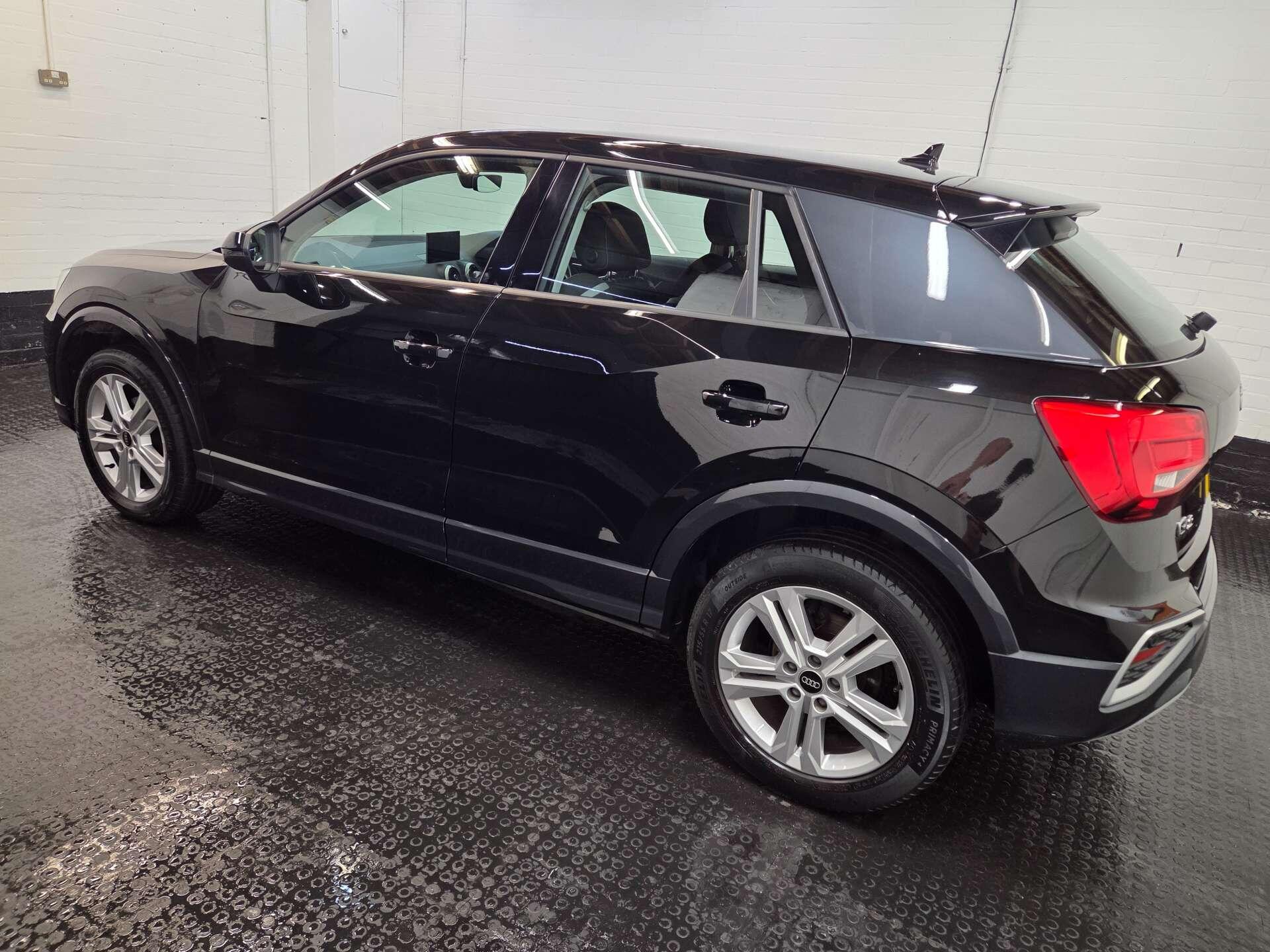 Audi Q2 view 35